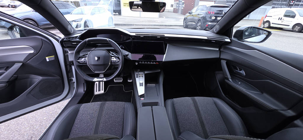 PEUGEOT 308 SW 1.2 Hybrid GT-image-5