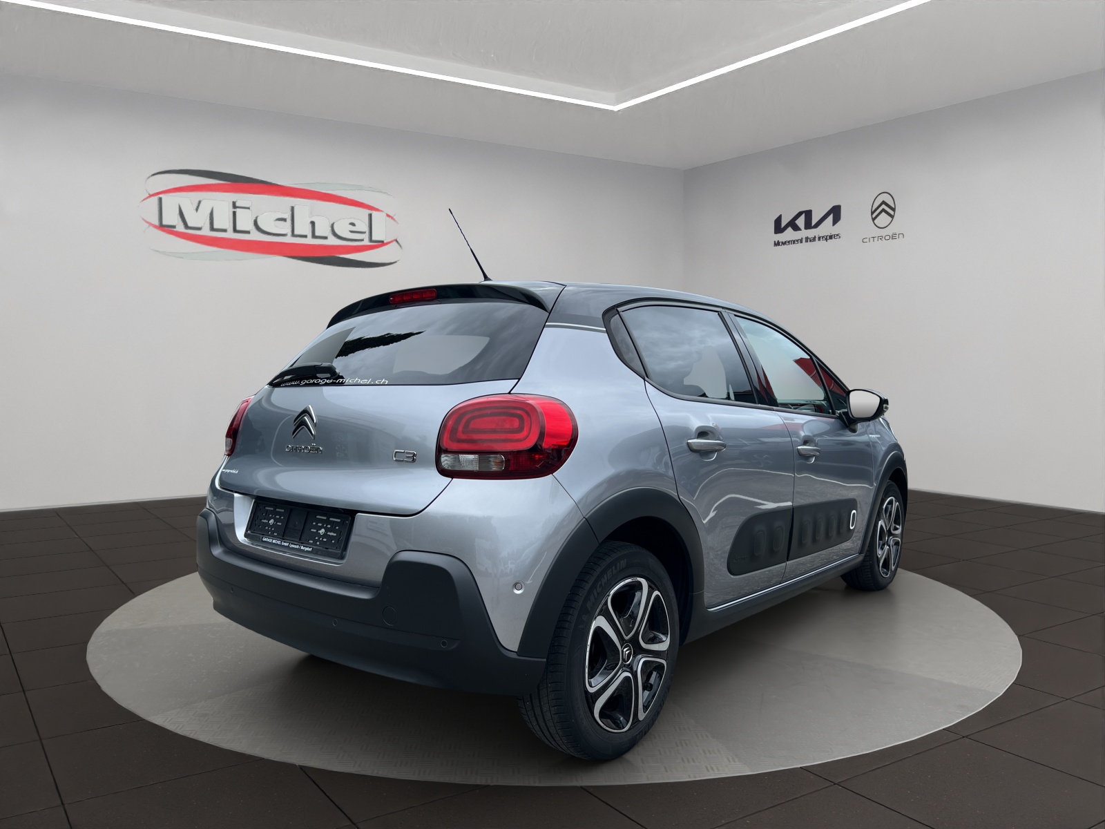 CITROEN C3 1.2 PureTech Shine / Totwinkelassistent / Rückfahrkamera / Frisch ab MFK & Service, Zahnriemen ersetzt, neue Bremsen-image-4