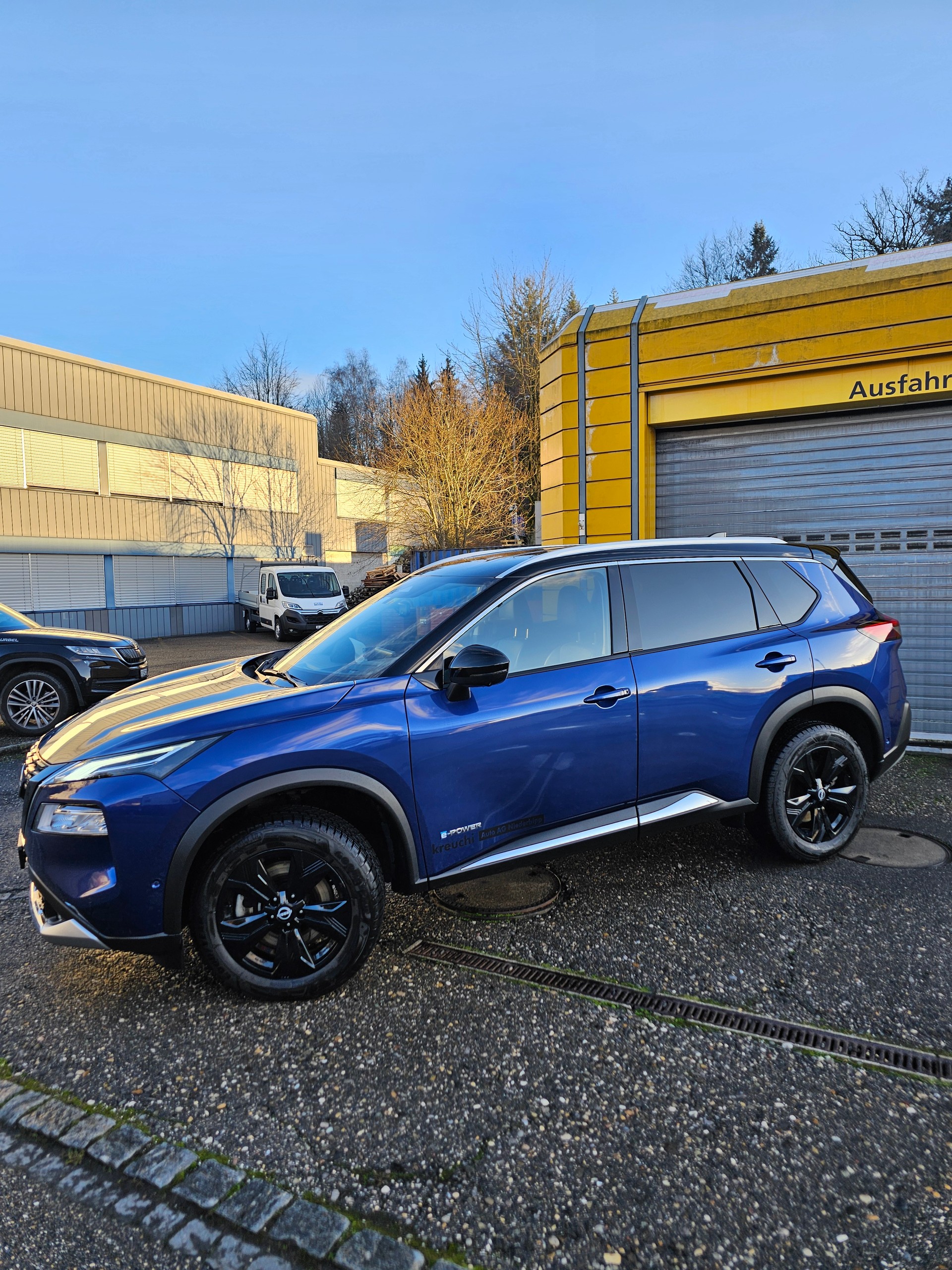 NISSAN 1.5 VC-T Tekna e-4orce 7P-image-1