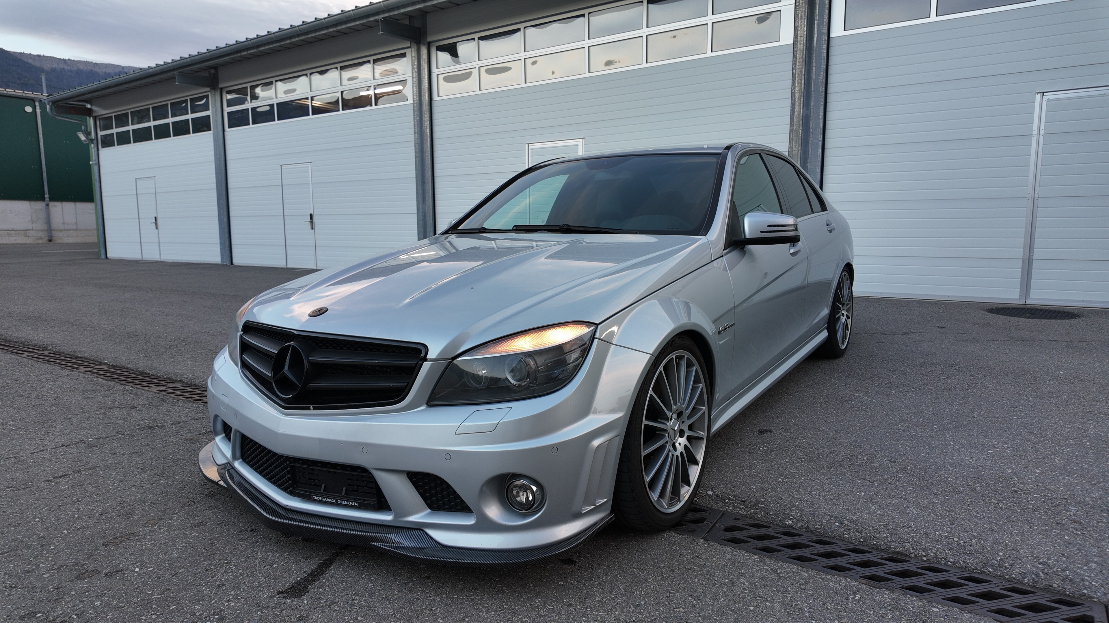 Car photo