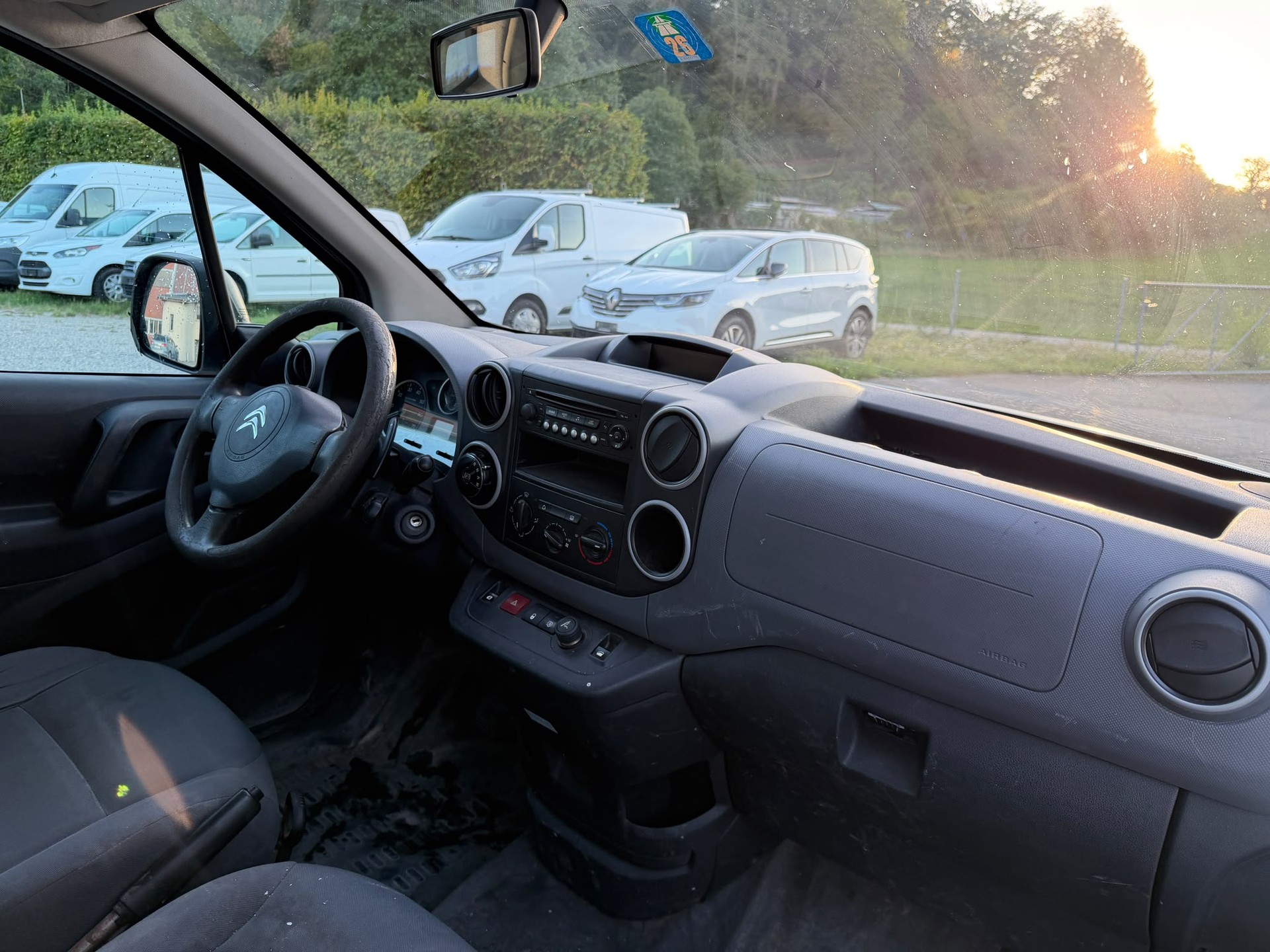 CITROEN Berlingo 1.6 e-HDi 800 Komf. A-image-8