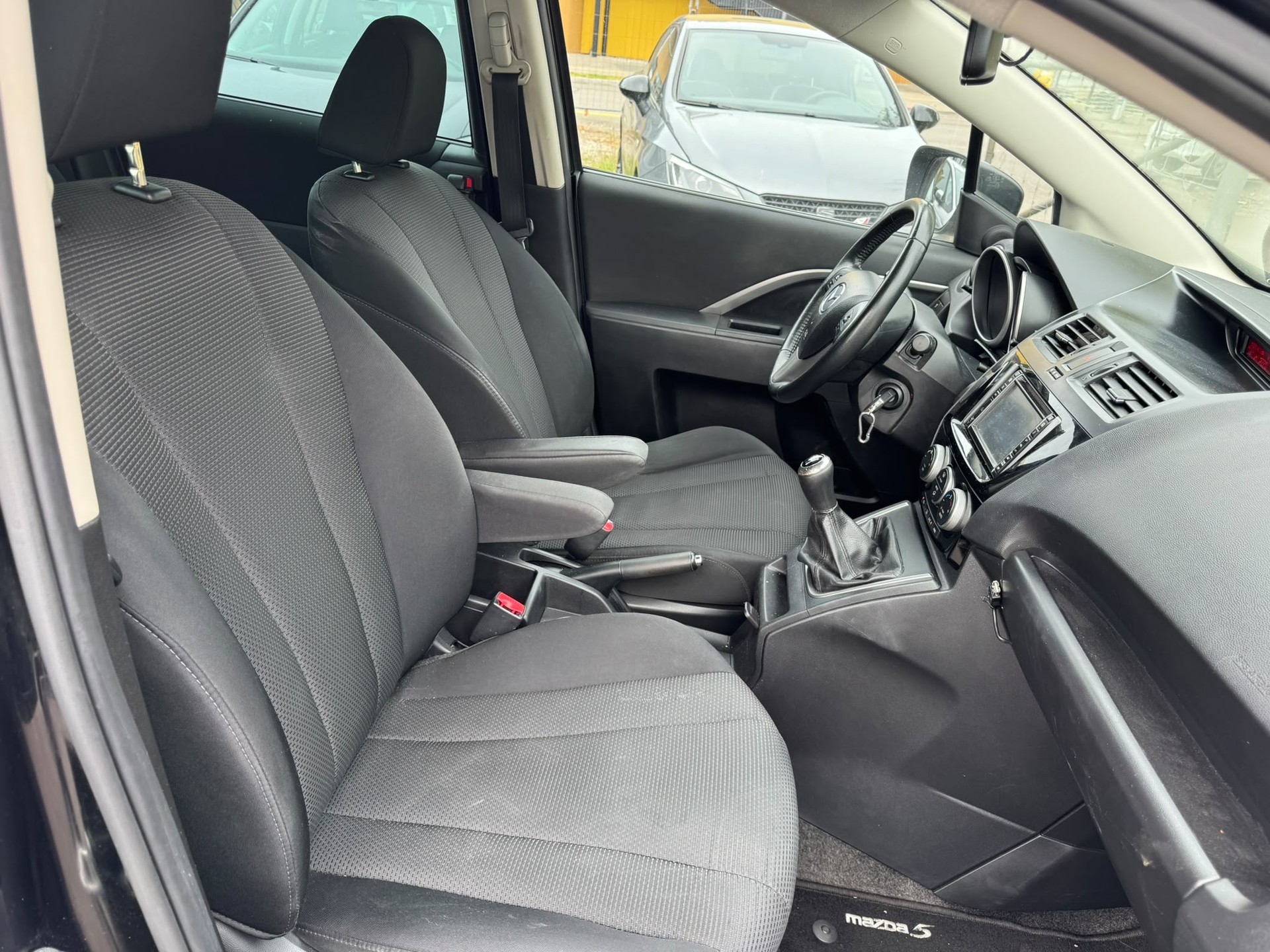 MAZDA 5 1.6 16V CD Confort-image-14