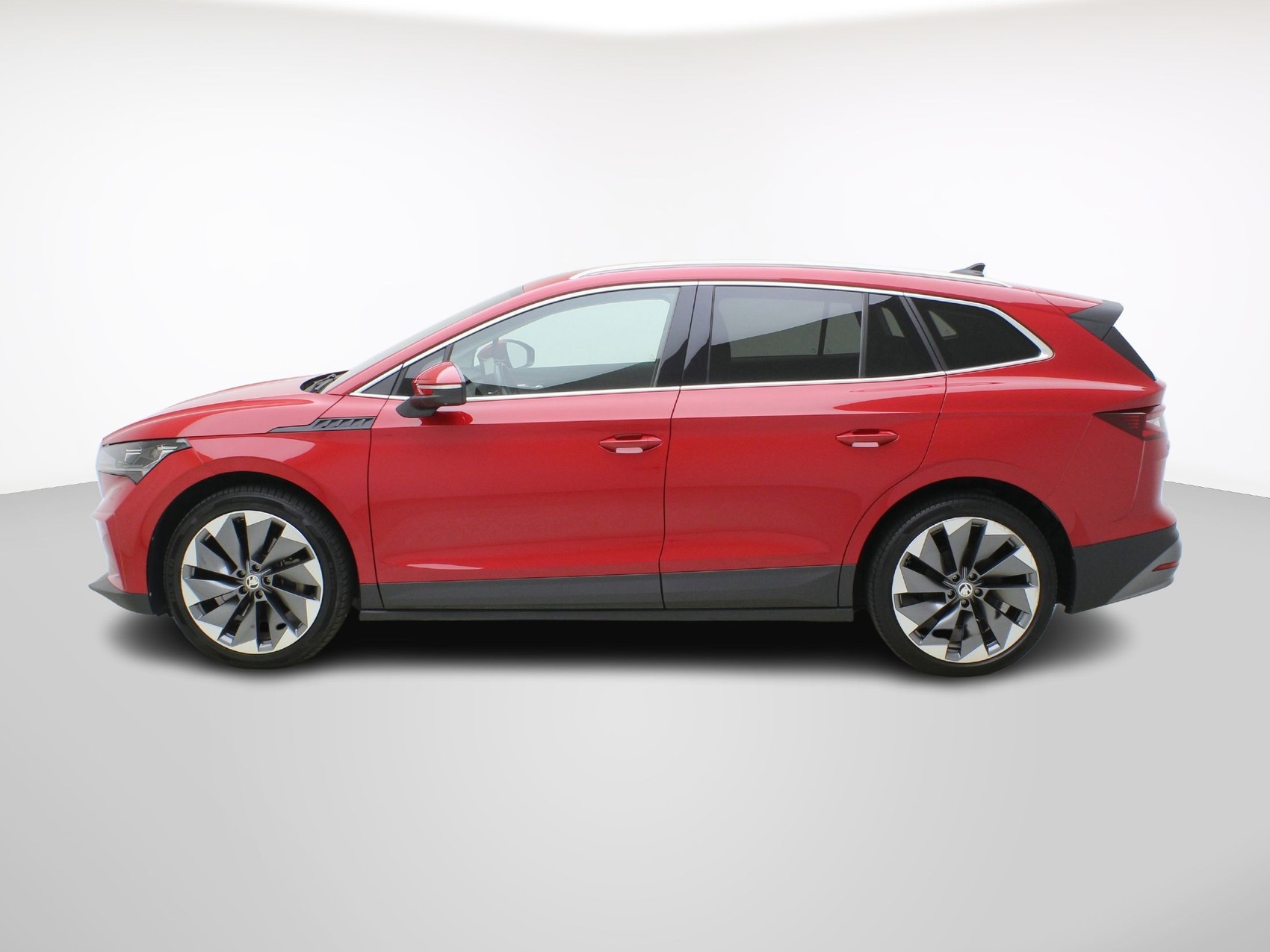 SKODA Enyaq iV 80x Suite-image-2