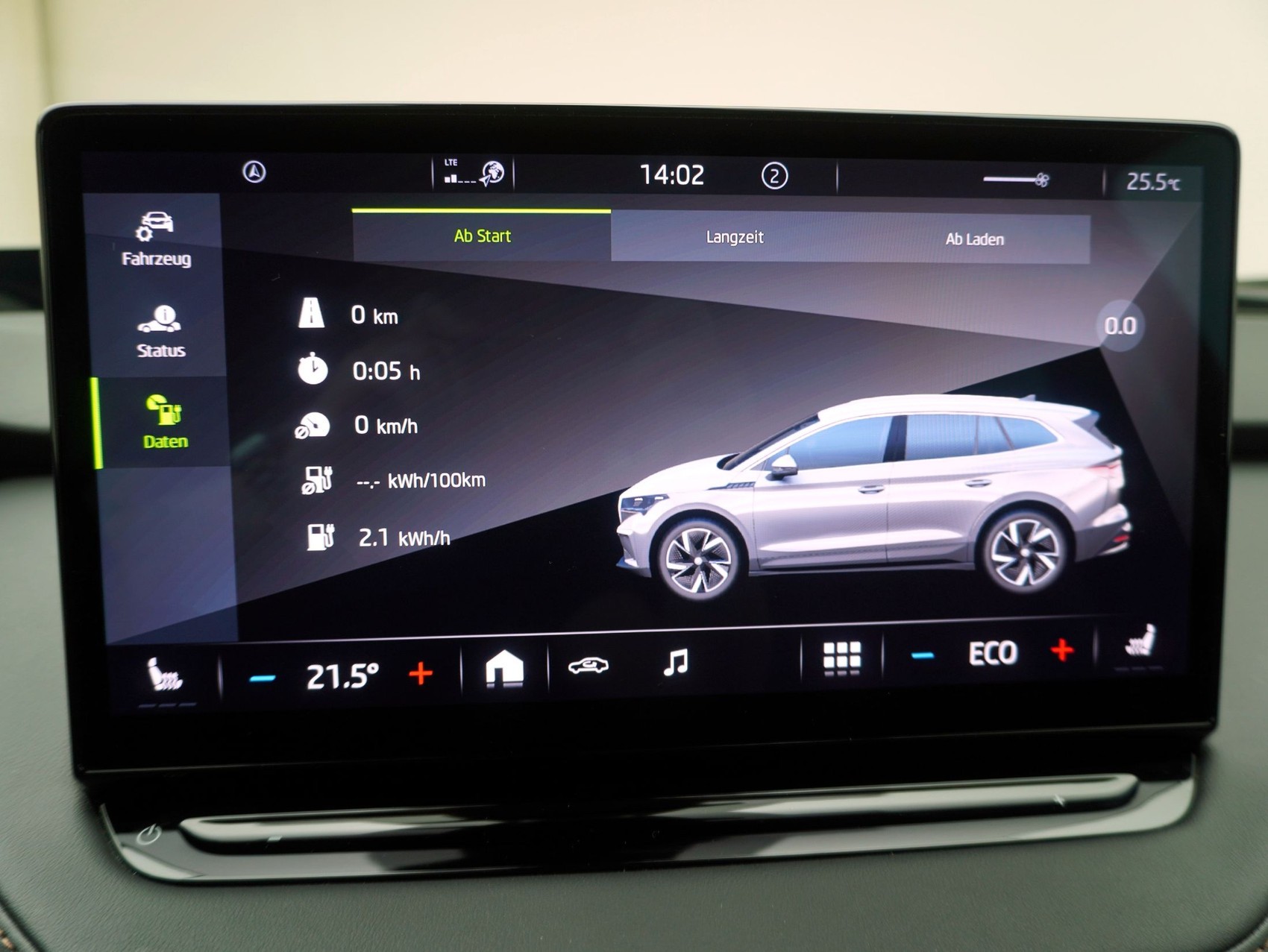 SKODA Enyaq iV 80x Suite-image-18