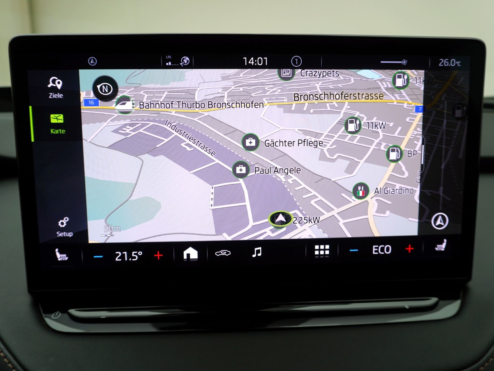 SKODA Enyaq iV 80x Suite-image-21