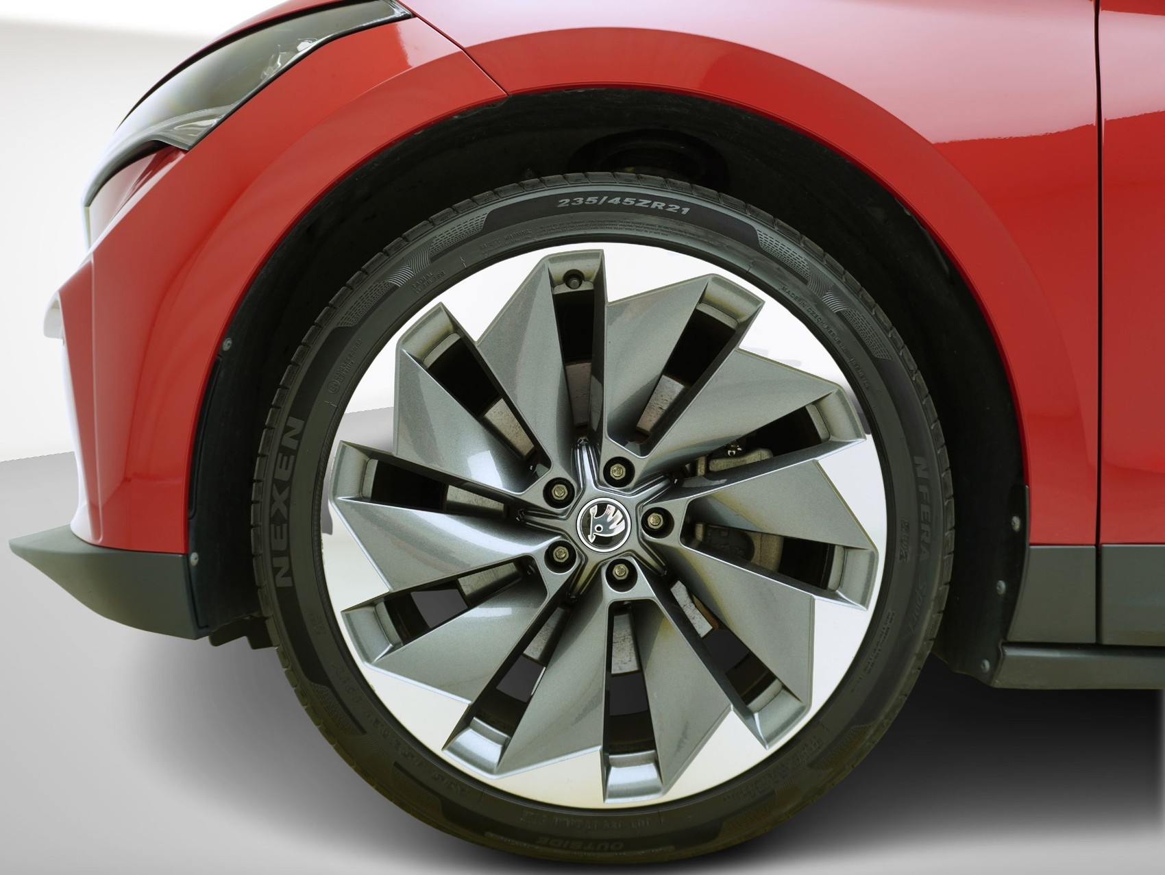 SKODA Enyaq iV 80x Suite-image-6