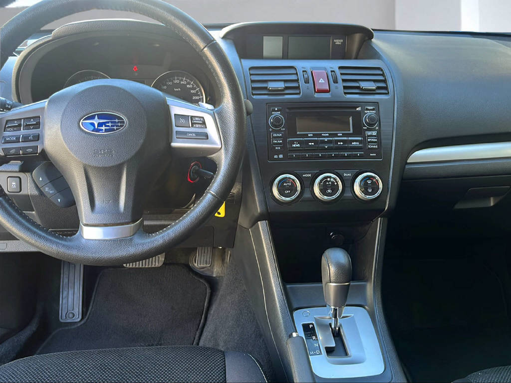 SUBARU XV 2.0i Swiss Two-image-9