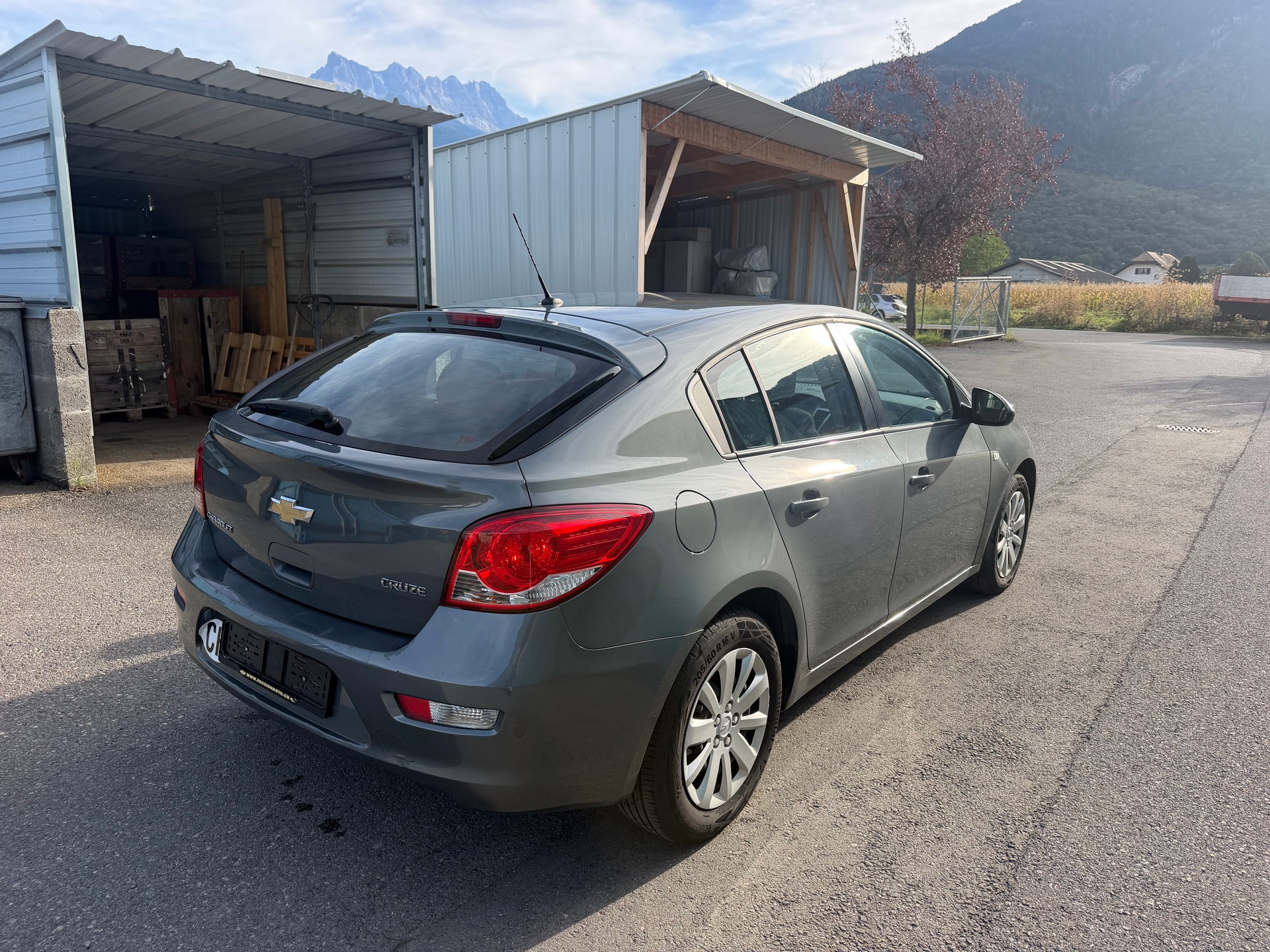 CHEVROLET Cruze 1.6 LT Automatic-image-3