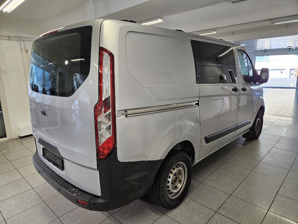 FORD Transit Custom Van 270 L1H1 Ambiente-image-4