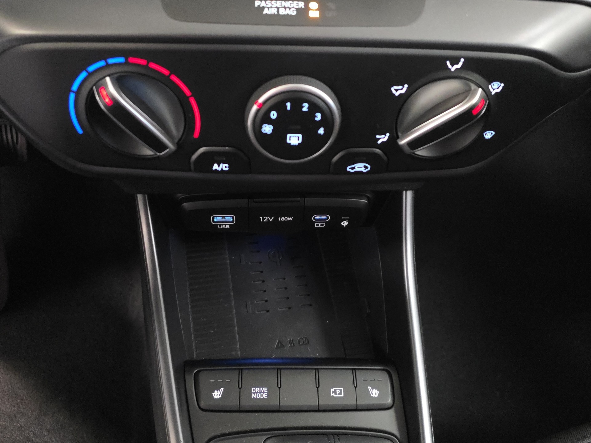 HYUNDAI i20 1.0 T-GDi Amplia Go-image-13