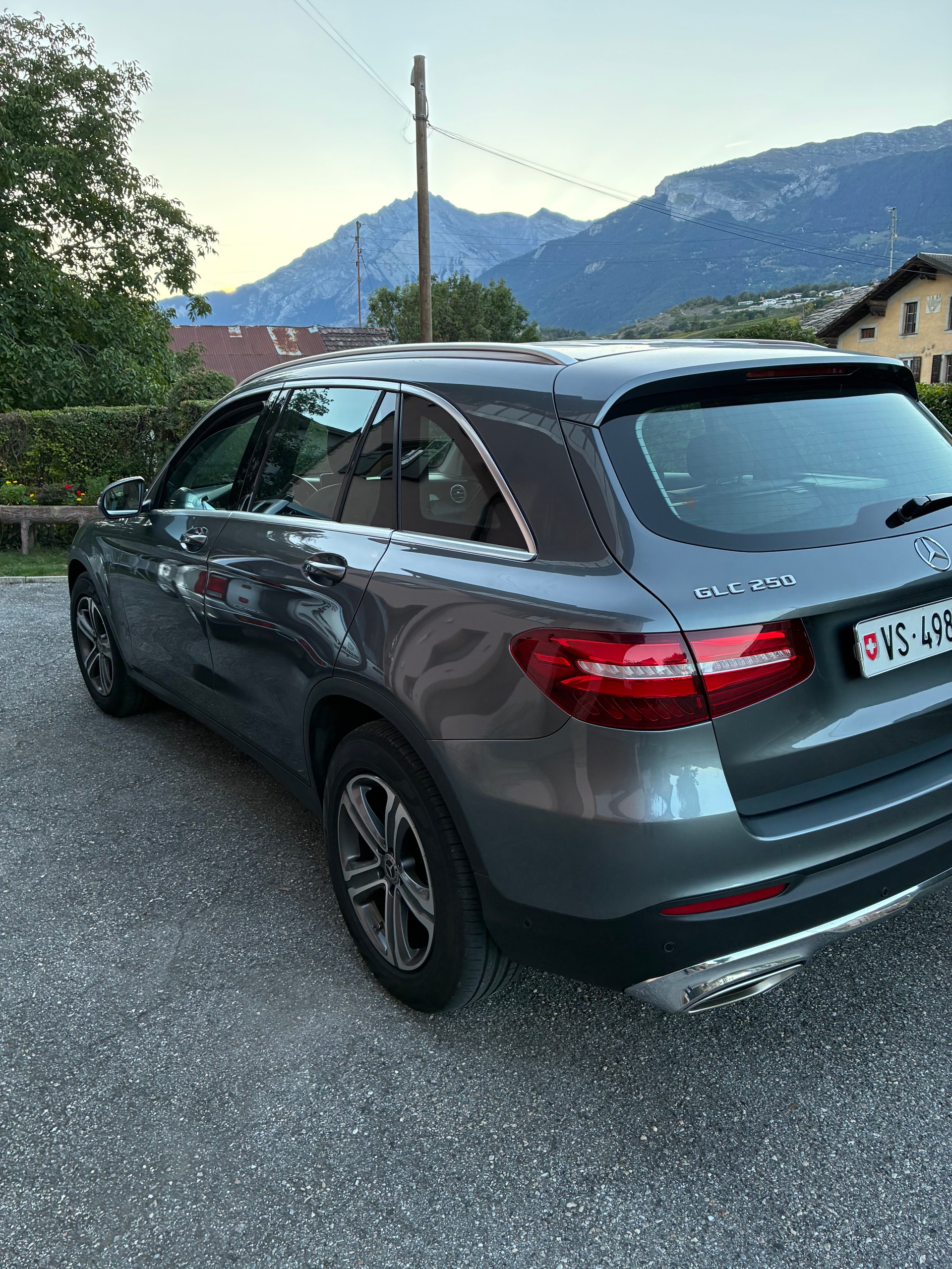 MERCEDES-BENZ GLC 250 4m-image-2
