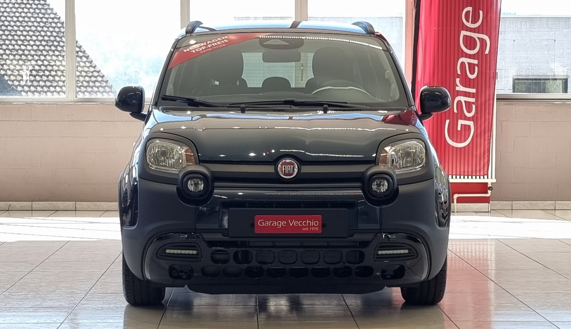 FIAT Panda 1.0 Hybrid Cross-image-0