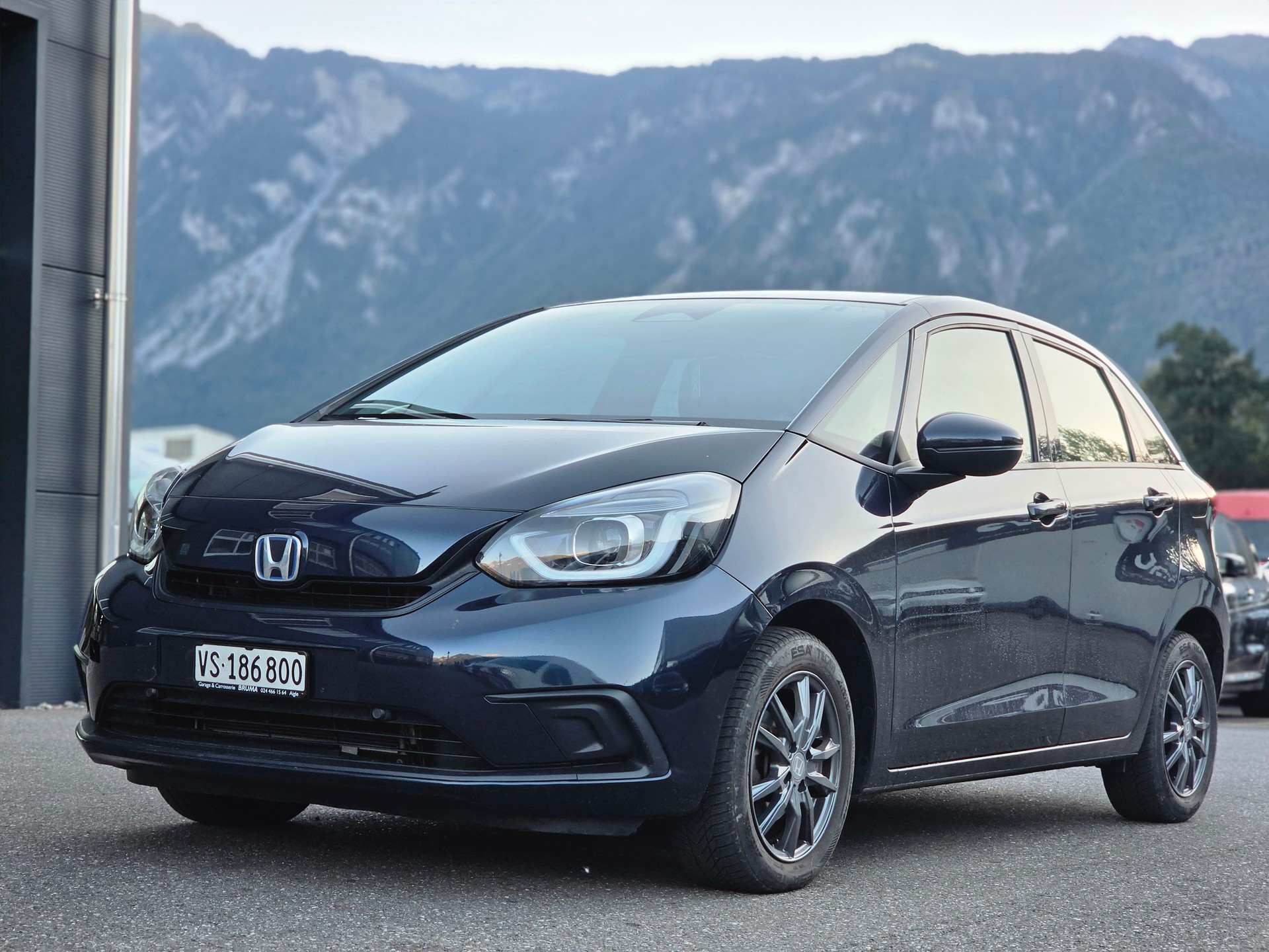 HONDA Jazz 1.5i-MMD Comfort E-CVT-image-2