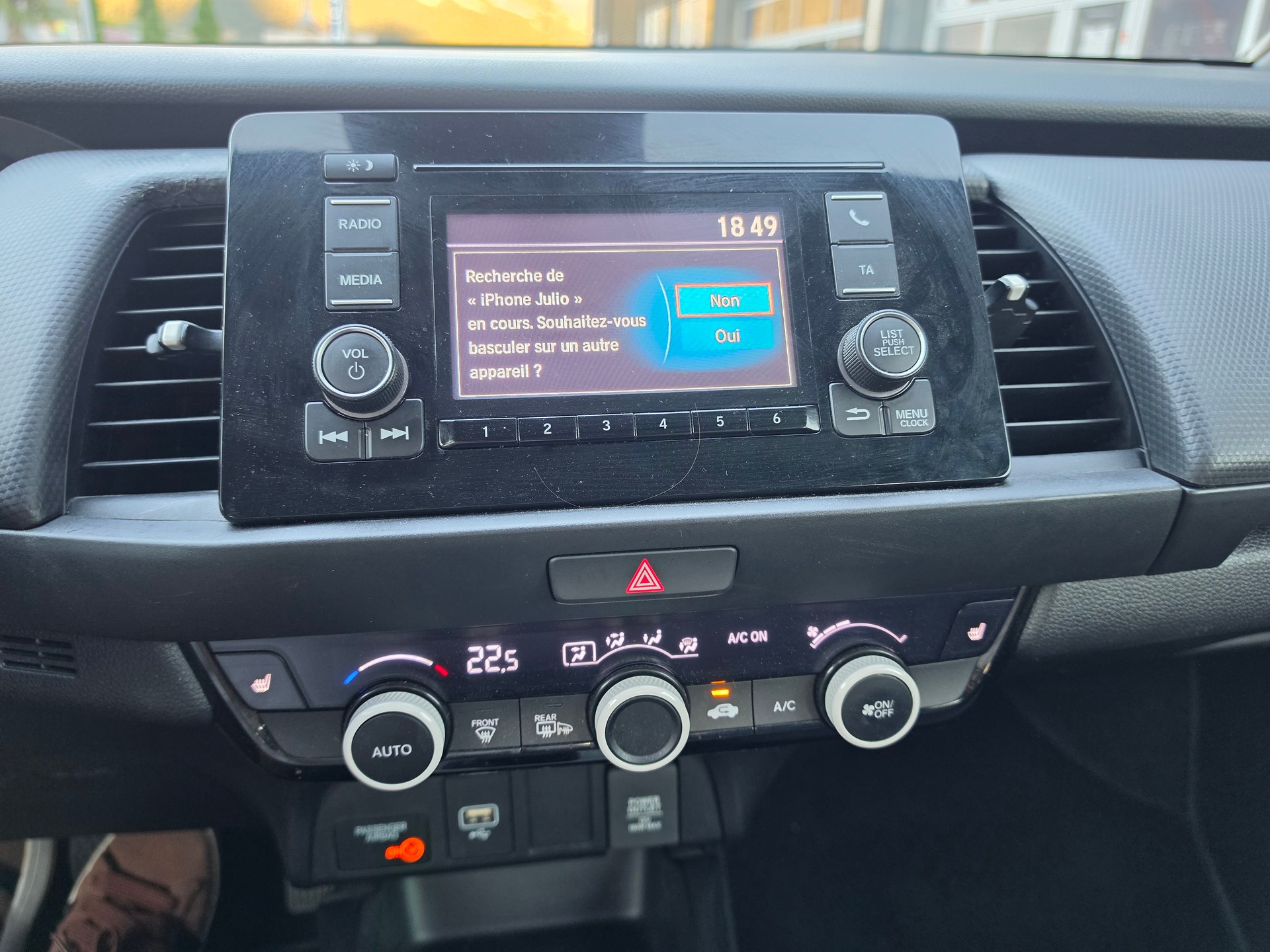 HONDA Jazz 1.5i-MMD Comfort E-CVT-image-10