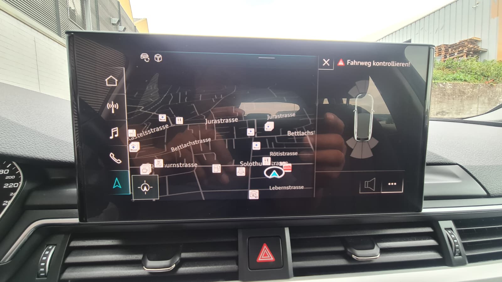 AUDI A4 Avant 40 TDI Attraction quattro S-tronic ** Gr-Navi ** Sitzheizung ** Tempomat ** PDC ** Modell 2022 ** Frisch Ab MFK **-image-13