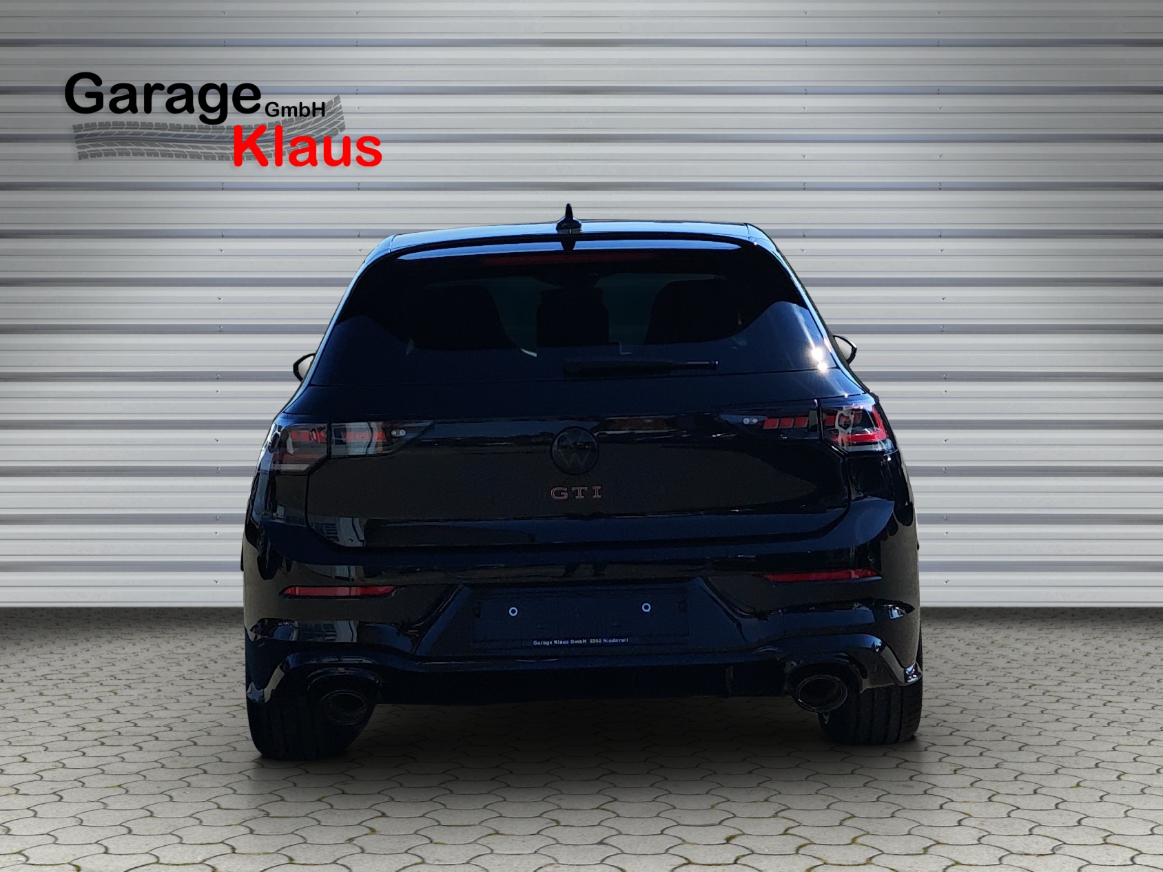 VW Golf 2.0 TSI GTI Edition 50 DSG-image-4