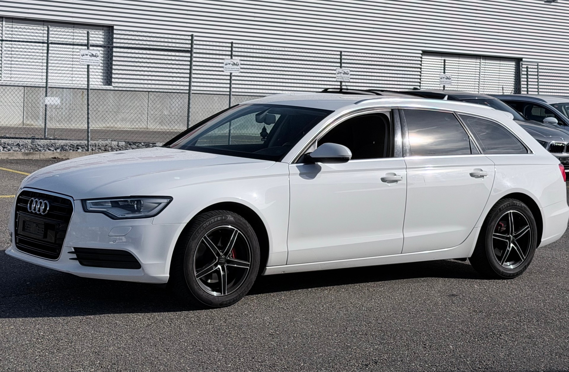 AUDI A6 Avant 2.0 TDI multitronic-image-2