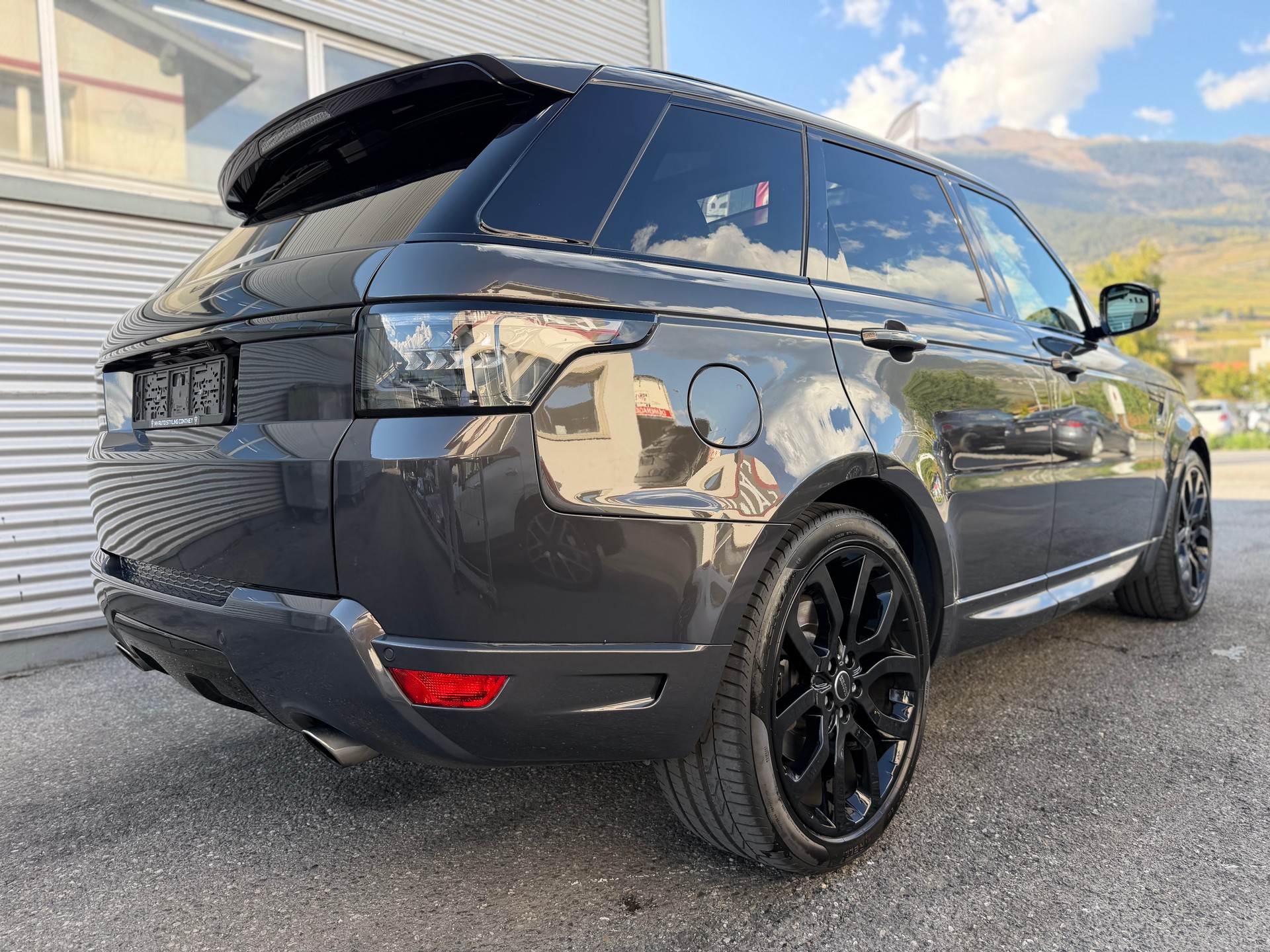 LAND ROVER Range Rover Sport 3.0 V6 SC HSE Dynamic Automatic-image-3