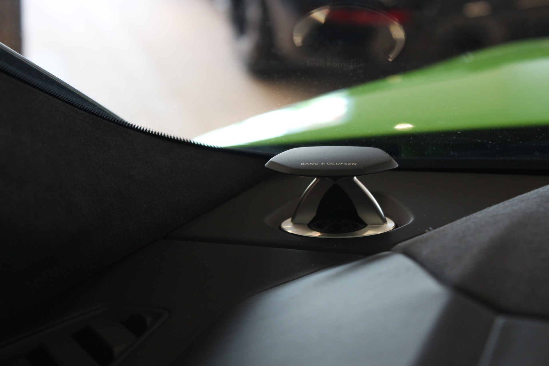 LAMBORGHINI Urus E-Gear-image-27