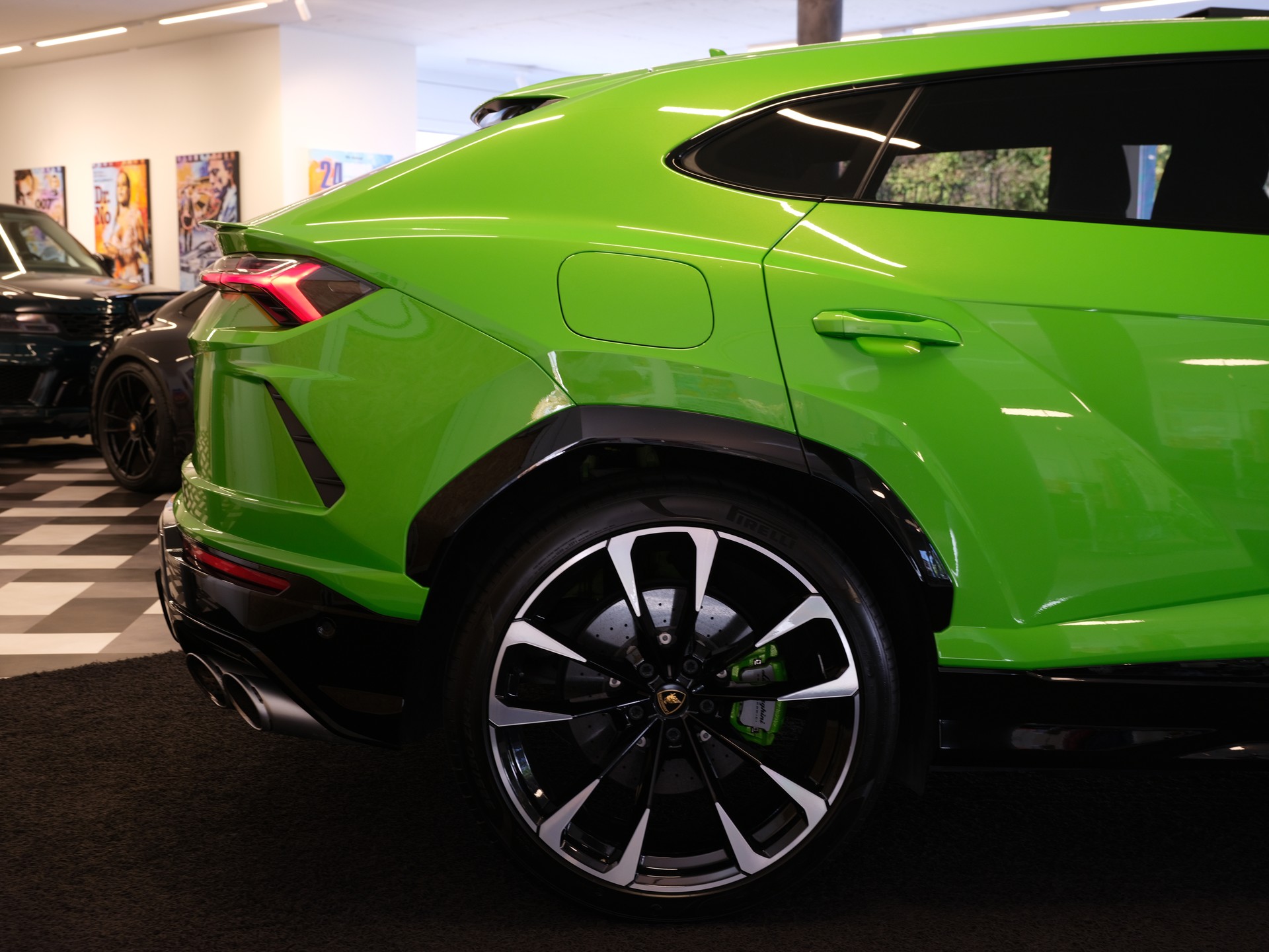 LAMBORGHINI Urus E-Gear-image-6