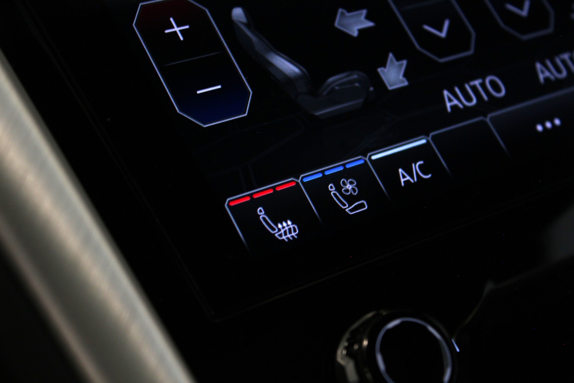 LAMBORGHINI Urus E-Gear-image-26