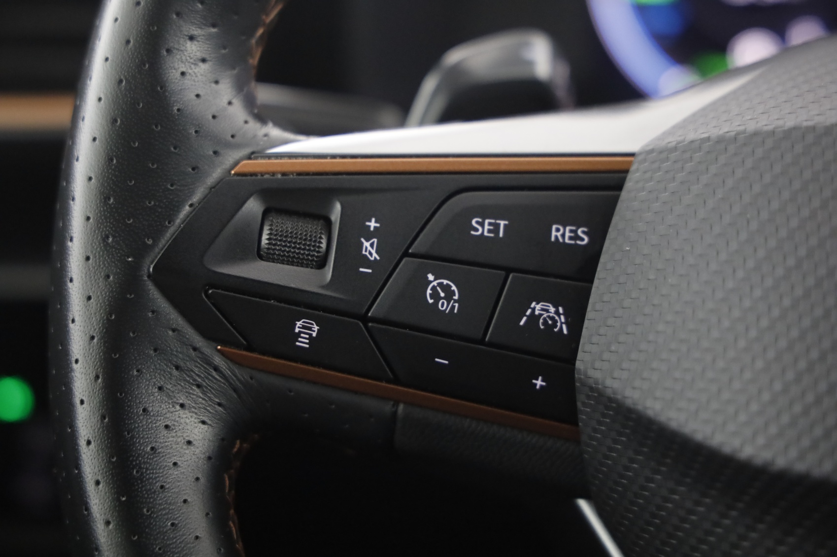 CUPRA Formentor 1.4 e-HYBRID pHEV VZ DSG-image-15