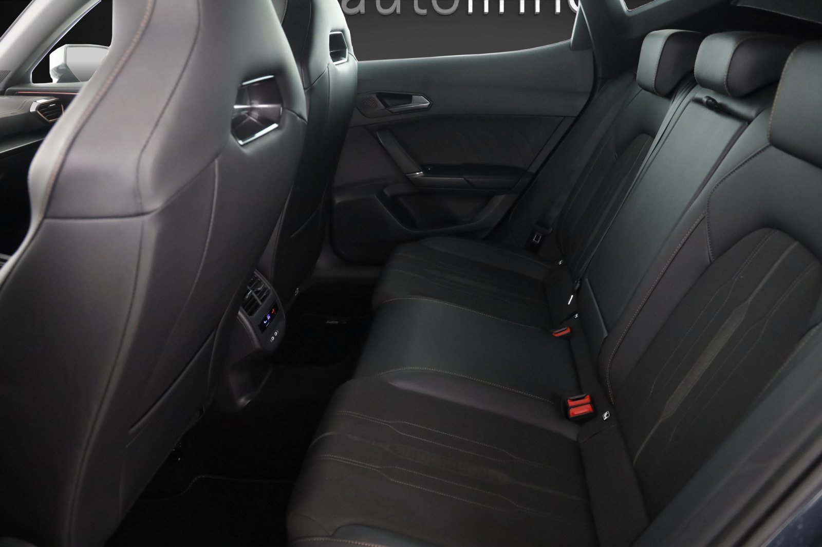 CUPRA Formentor 1.4 e-HYBRID pHEV VZ DSG-image-10