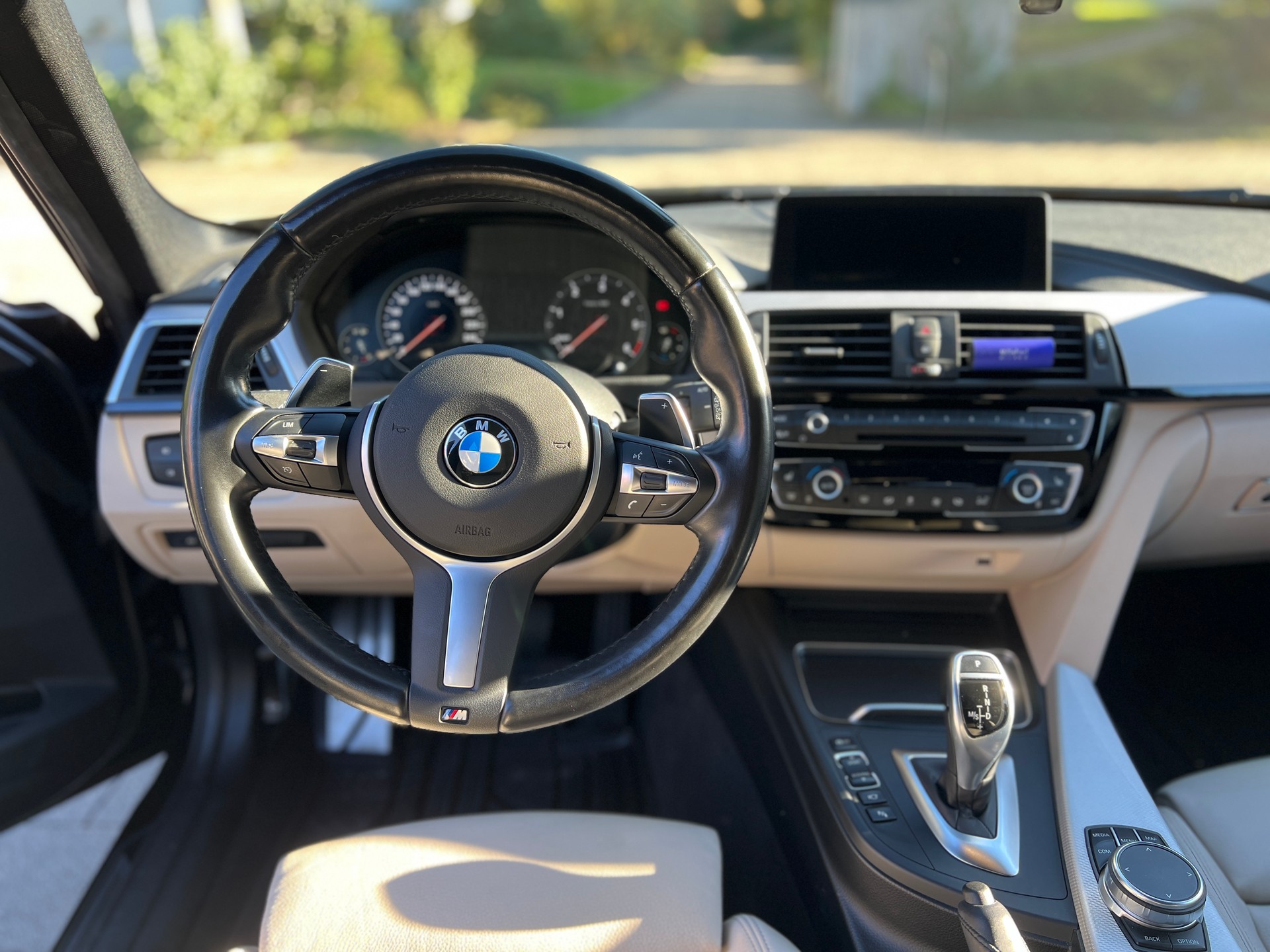 BMW 335d xDrive Touring-image-5
