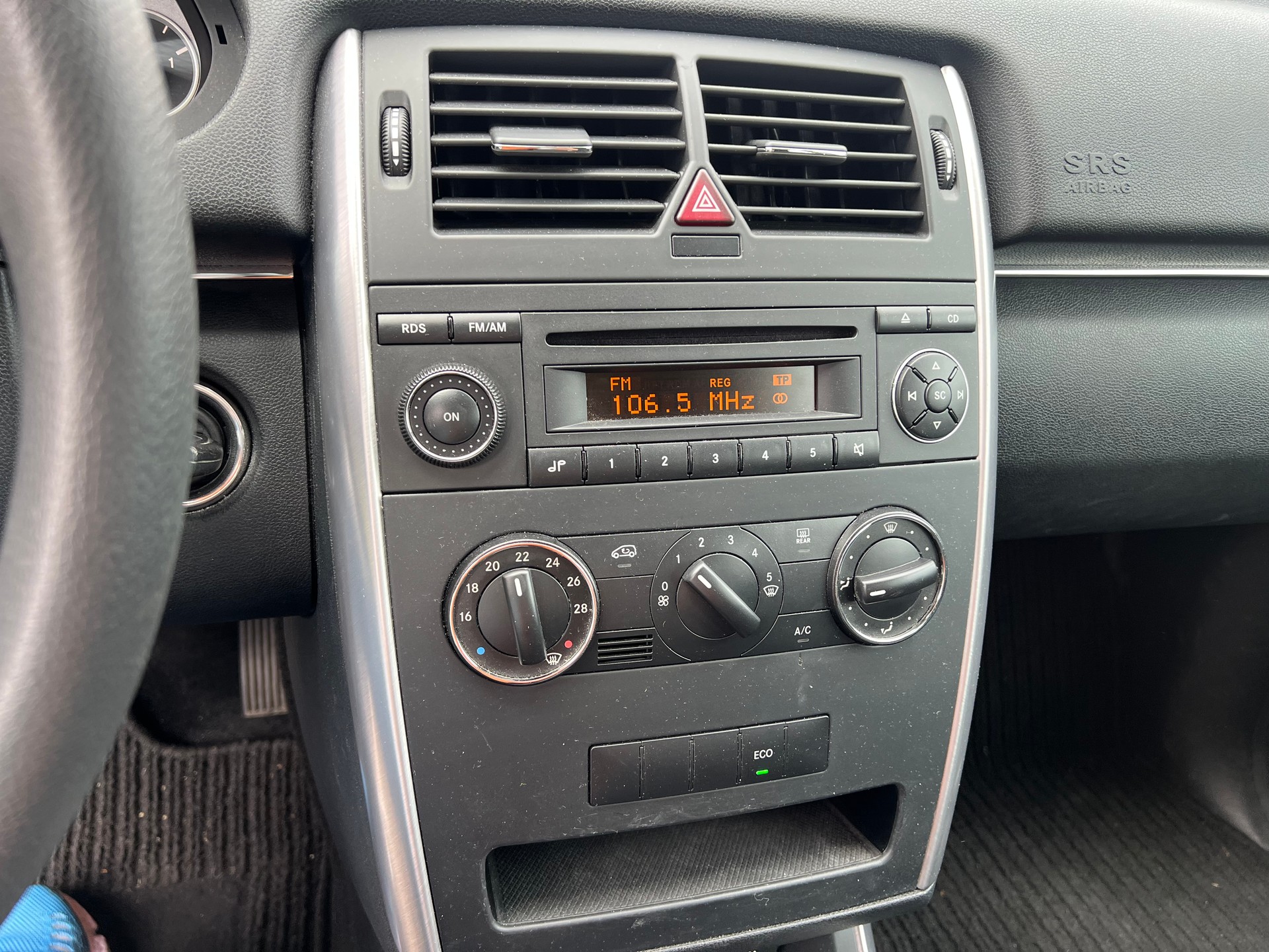 MERCEDES-BENZ B 180 (170) BlueEfficiency-image-7