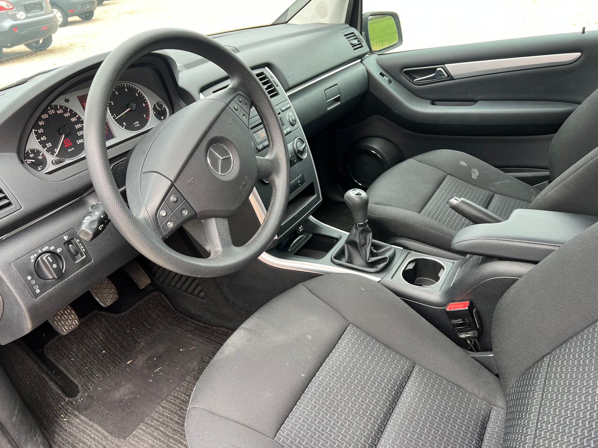 MERCEDES-BENZ B 180 (170) BlueEfficiency-image-5