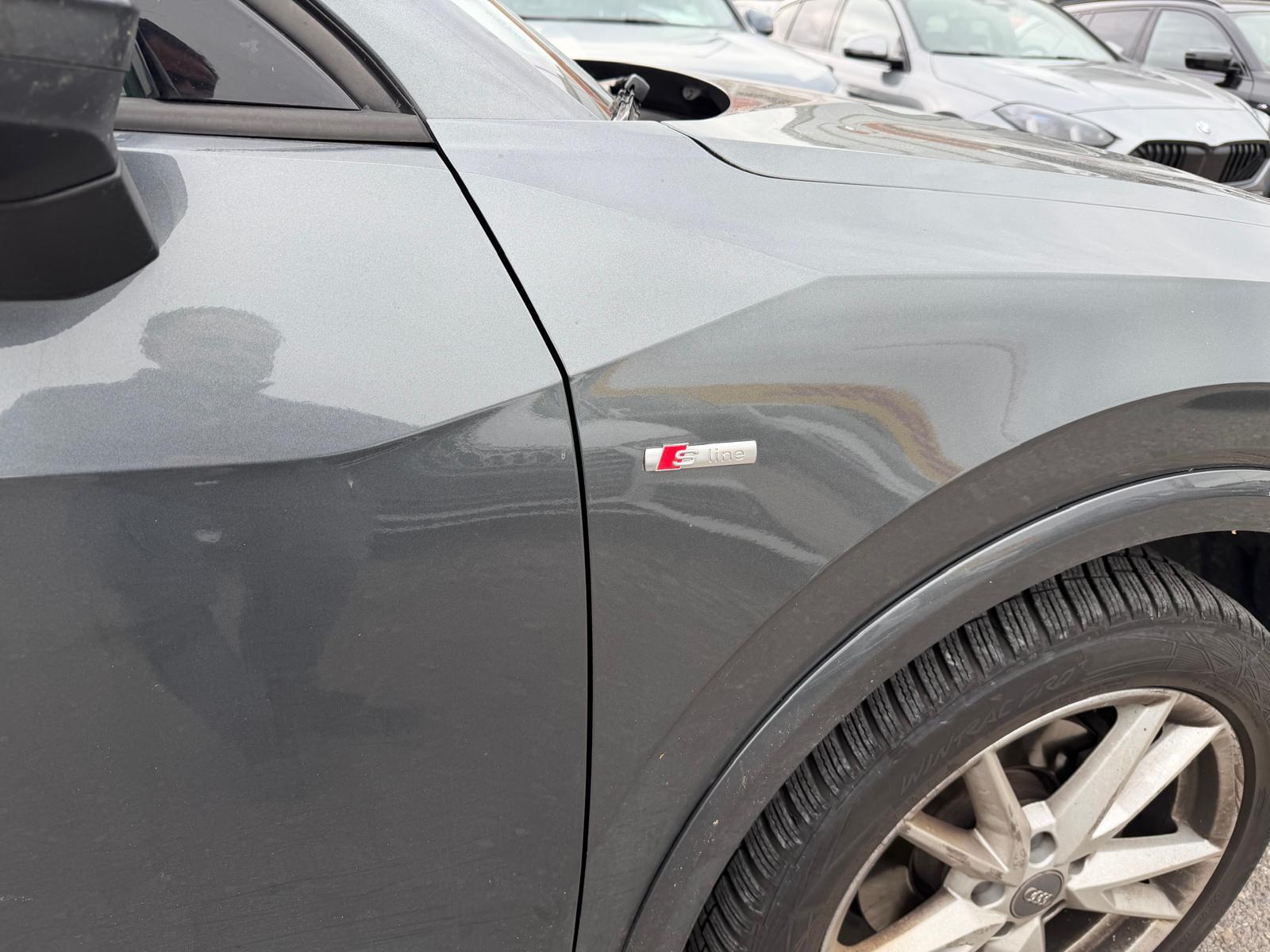 AUDI Q2 2.0 40 TFSI Sport quattro S-Line-image-10