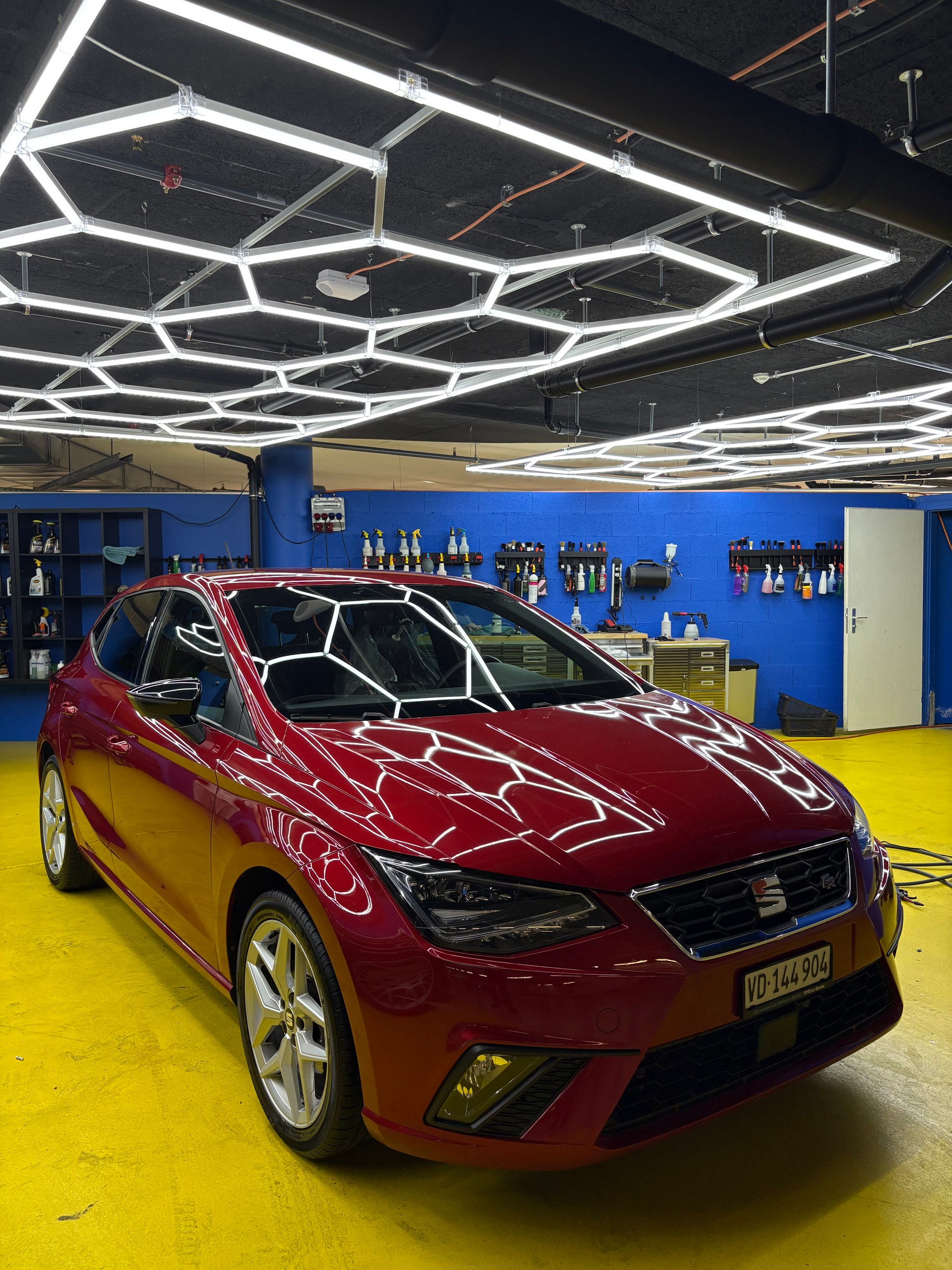 SEAT 1.0 TSI 110 FR DSG-image-0