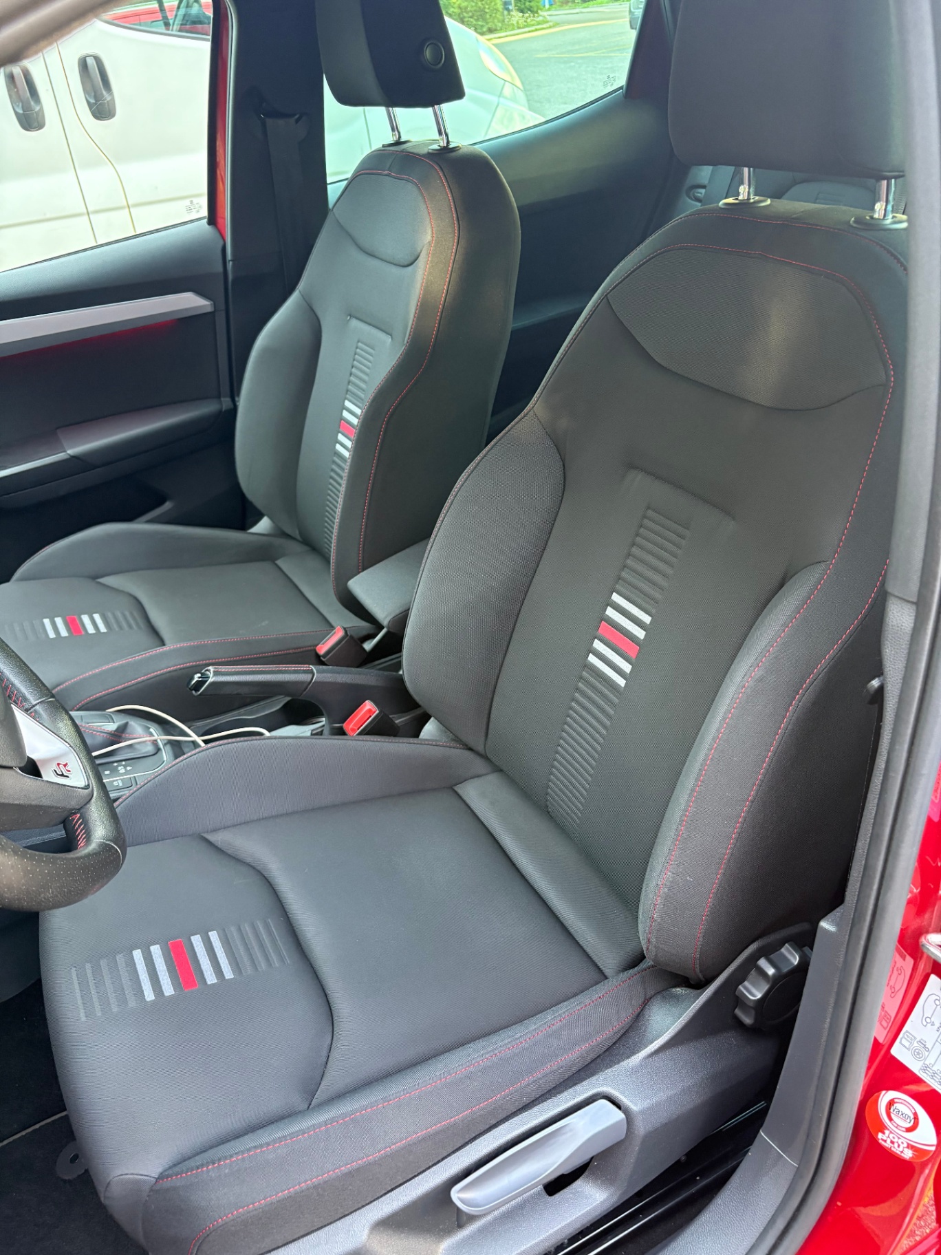 SEAT 1.0 TSI 110 FR DSG-image-8