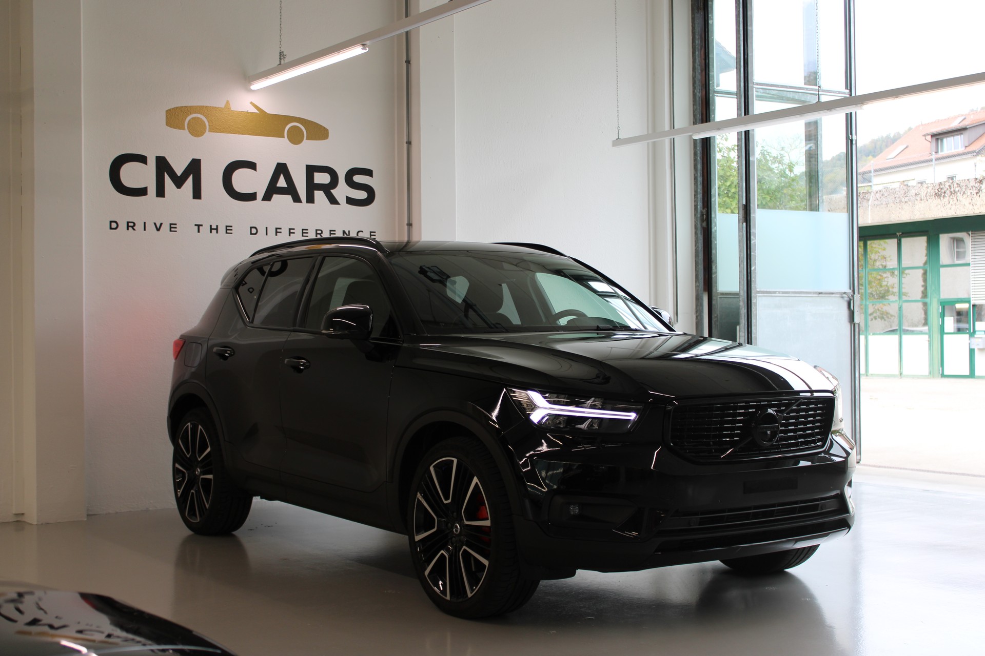 VOLVO XC40 T5 TwE R-Design DCT-showroom-element-3