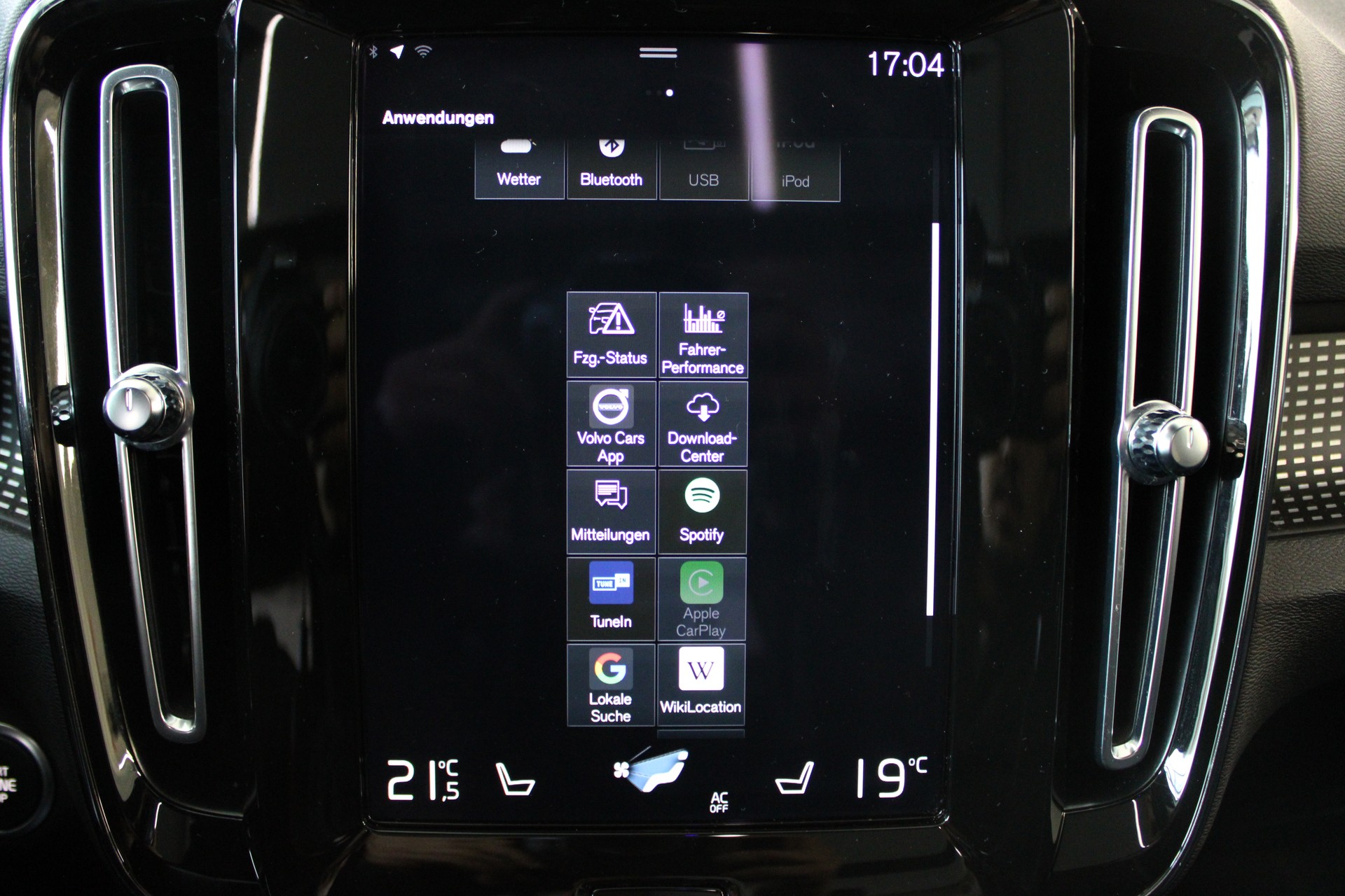 VOLVO XC40 T5 TwE R-Design DCT-image-20