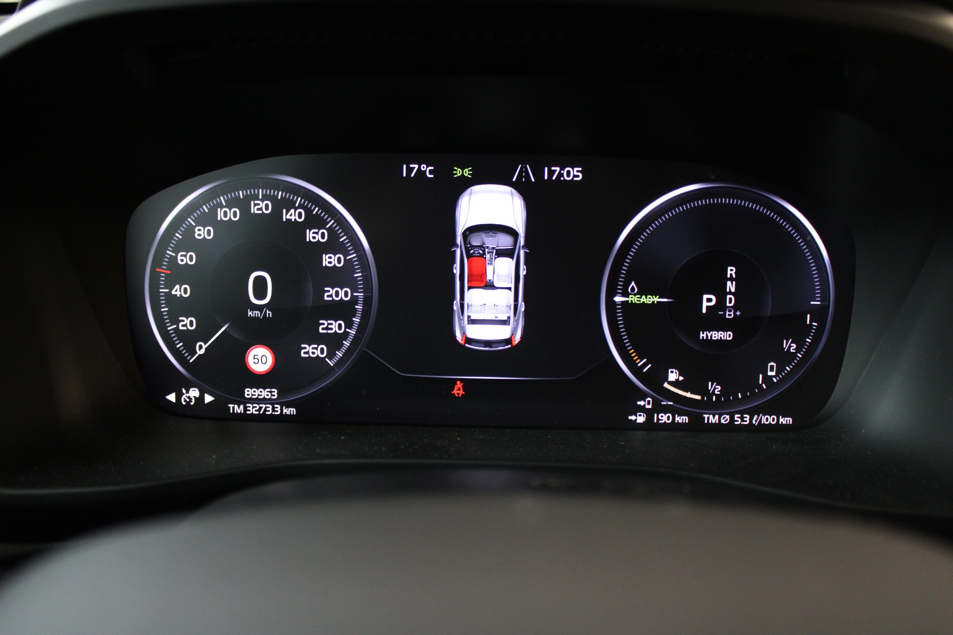 VOLVO XC40 T5 TwE R-Design DCT-image-21