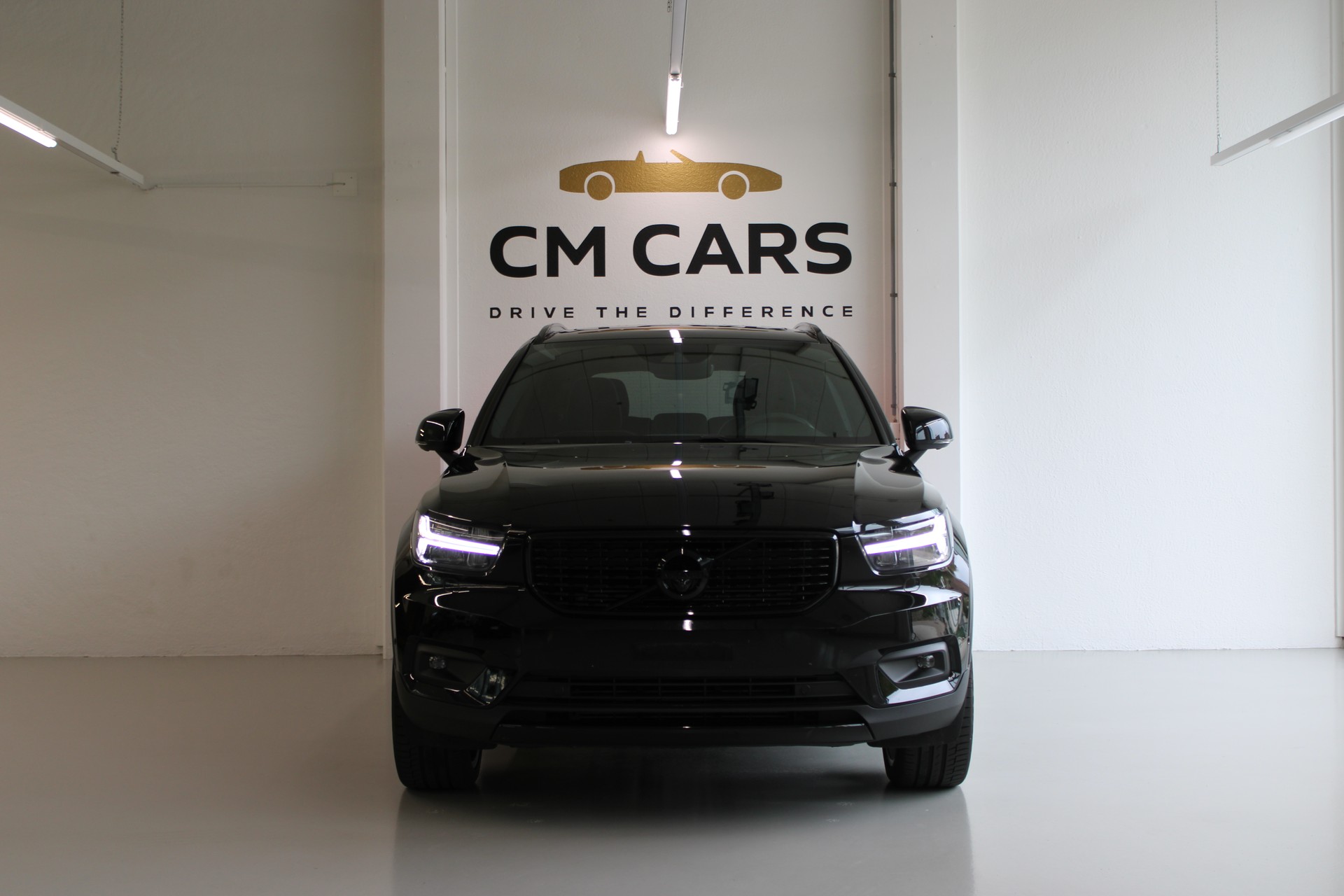 VOLVO XC40 T5 TwE R-Design DCT-showroom-element-1