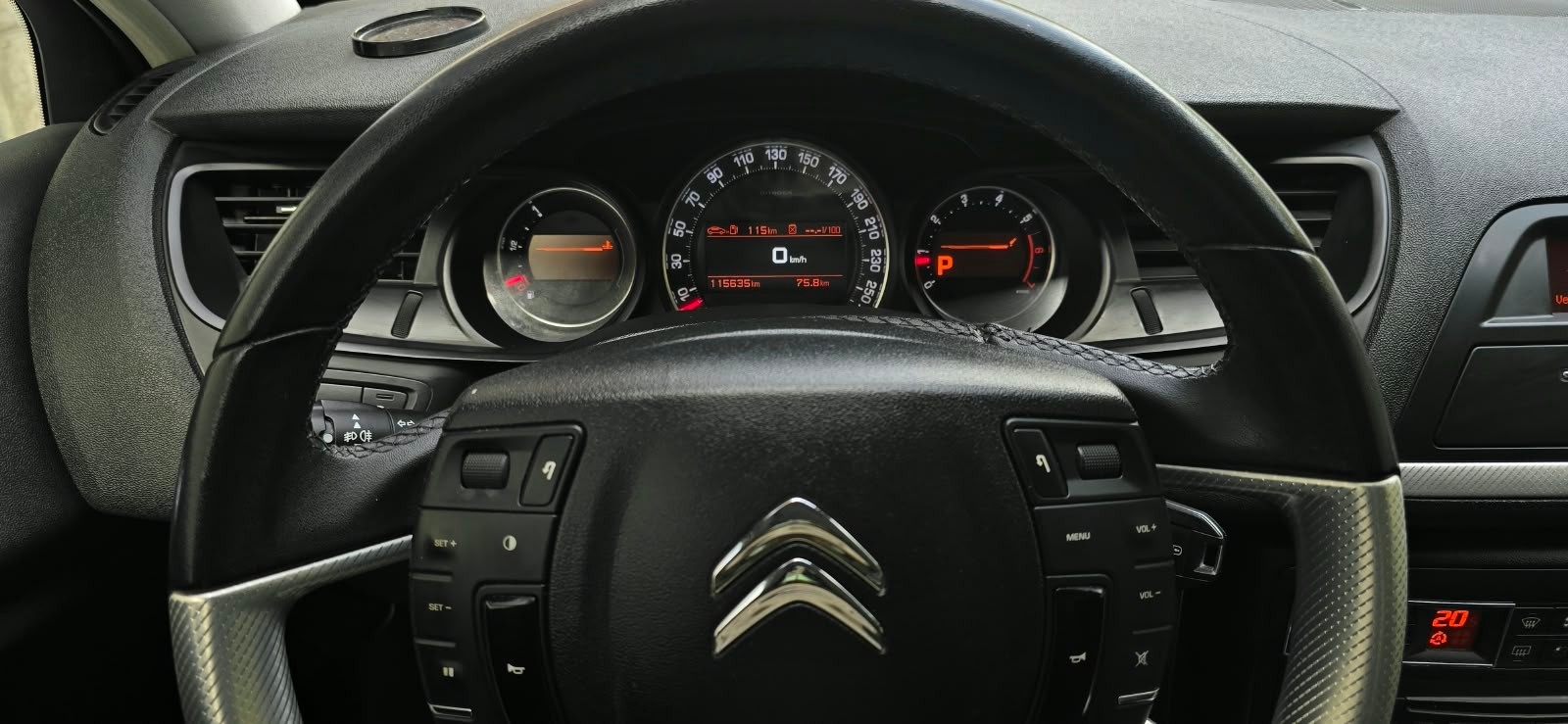 CITROEN C5 Berline 1.6 Turbo Séduction Automatic+Crochet d’attelage 1710 kg-image-9