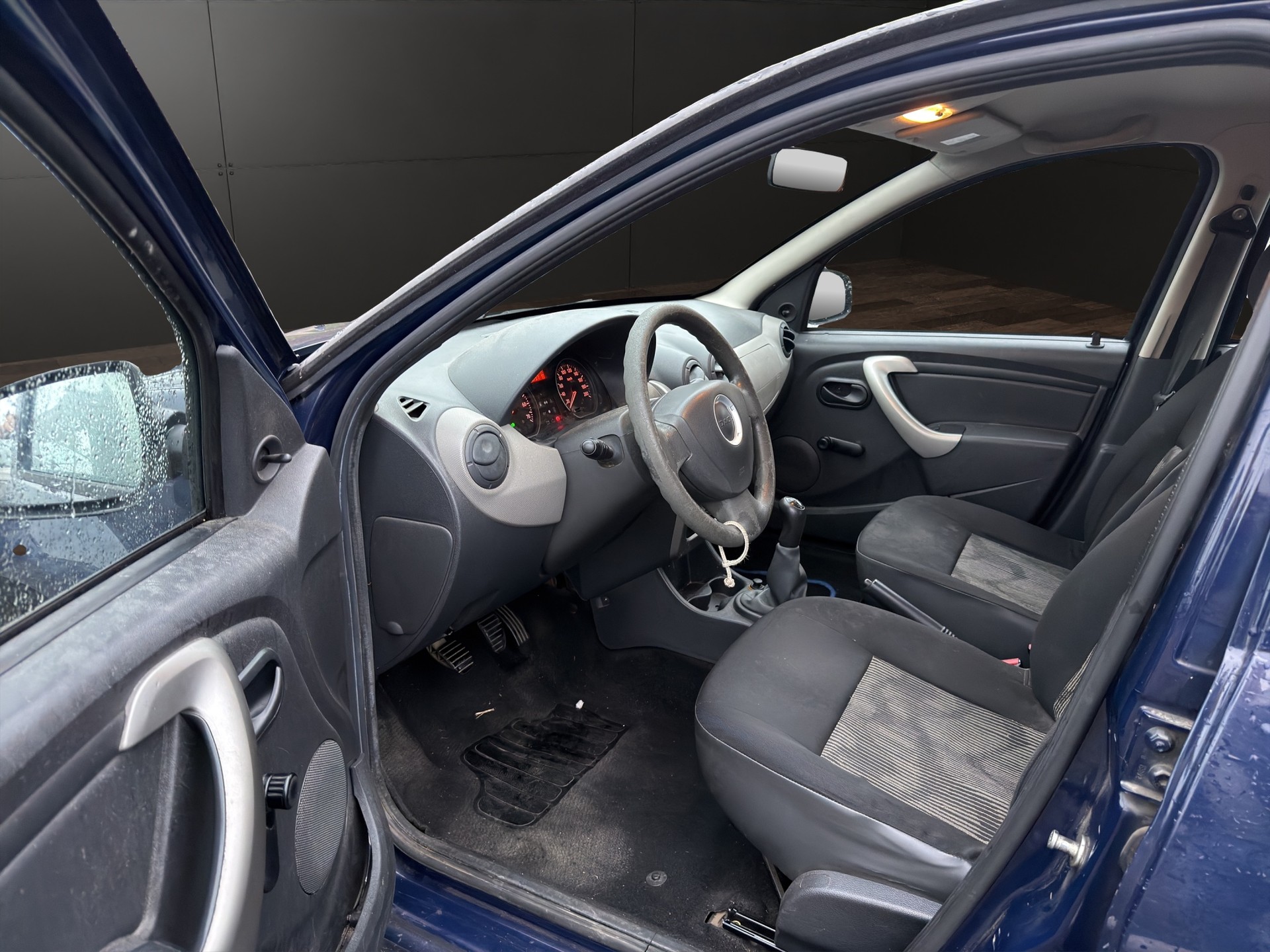 DACIA Sandero 1.2 Ambiance-image-8