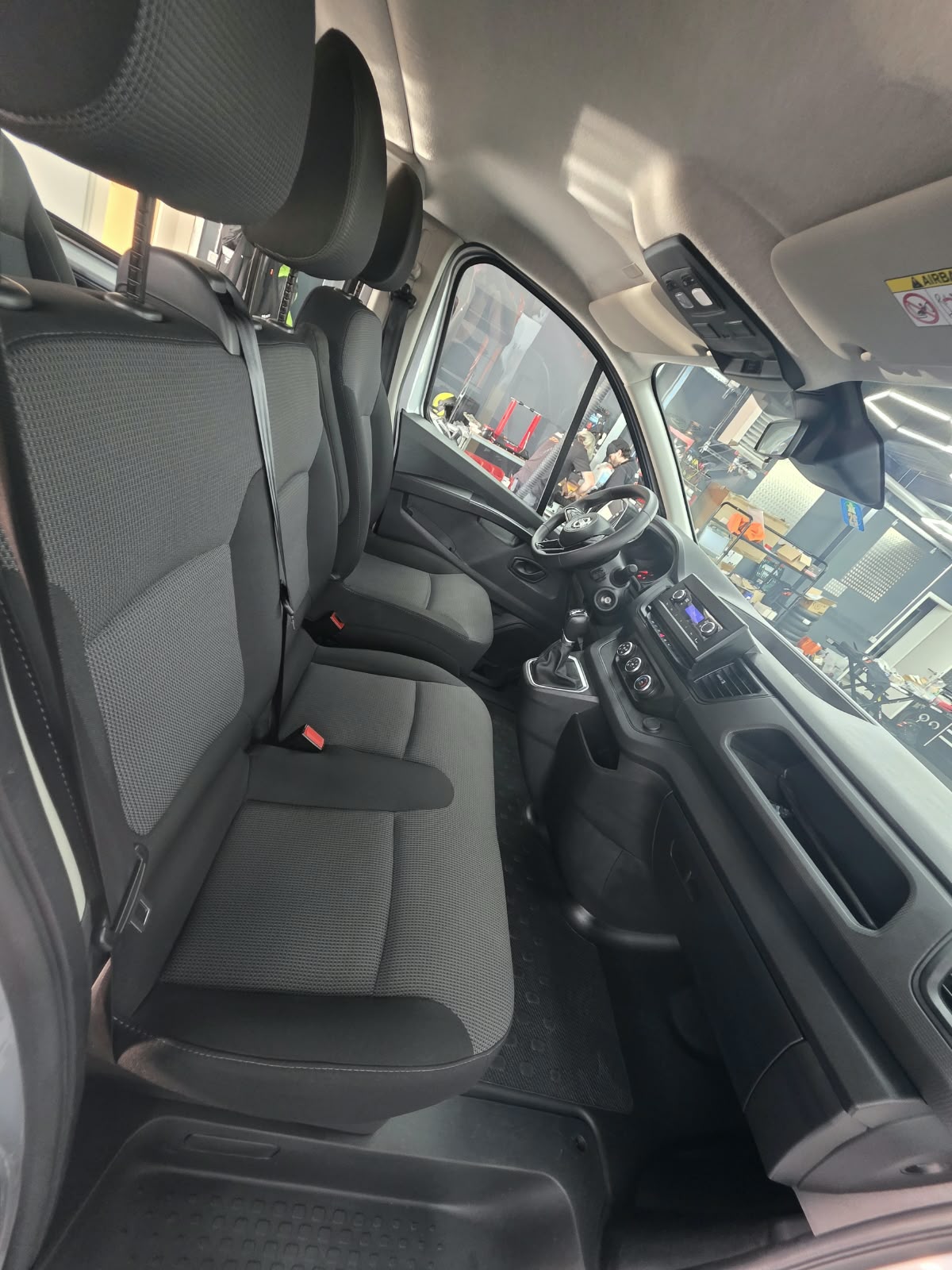 NISSAN 170 Dci L2H1-image-11