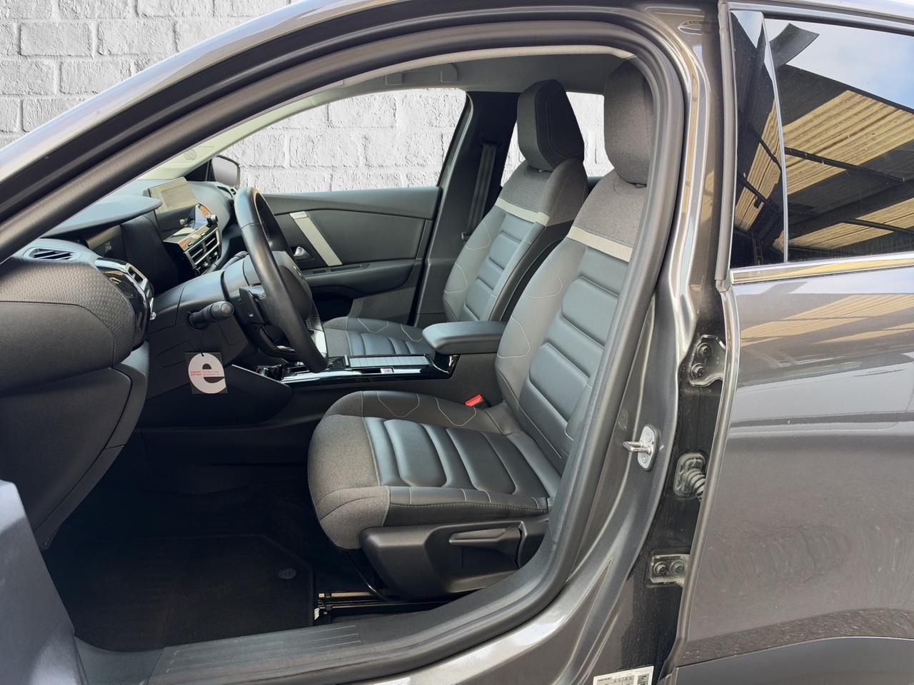CITROEN Citroën C4 1.2 PureTech Max-image-8