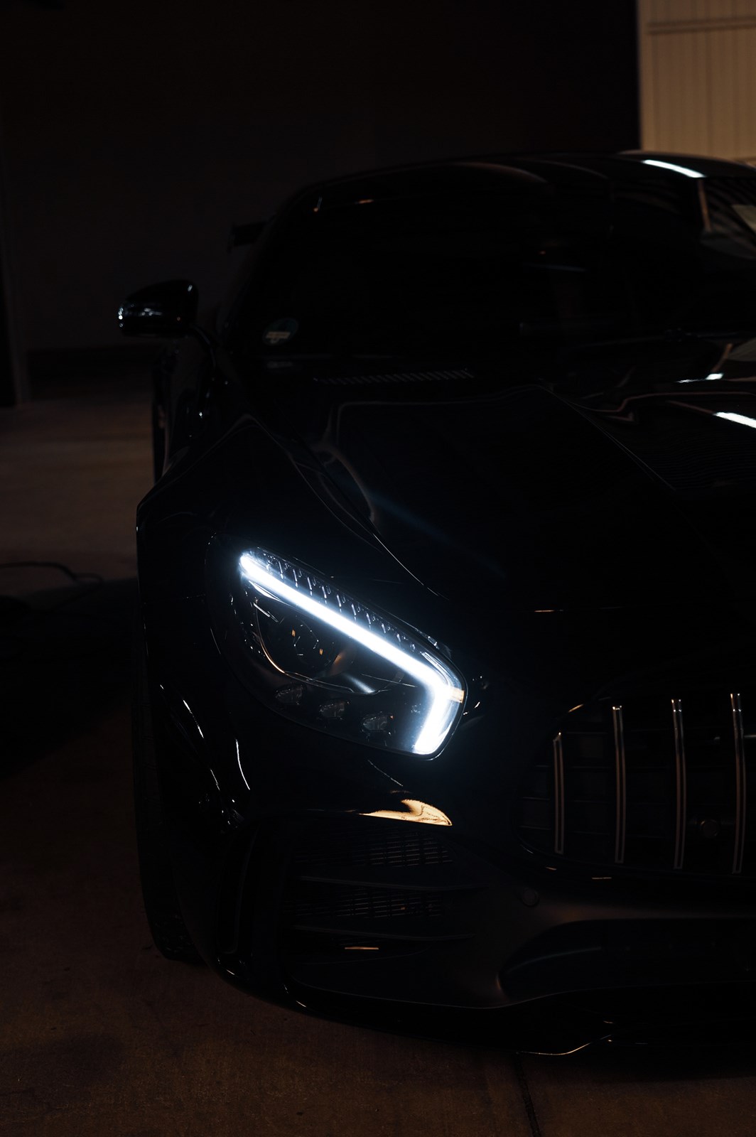 MERCEDES-BENZ AMG GT R AMG Track Package Speedshift DCT
