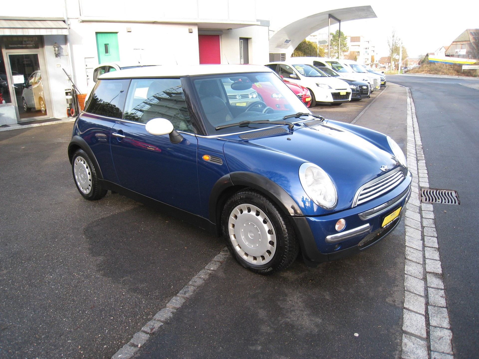 MINI Cooper-image-1