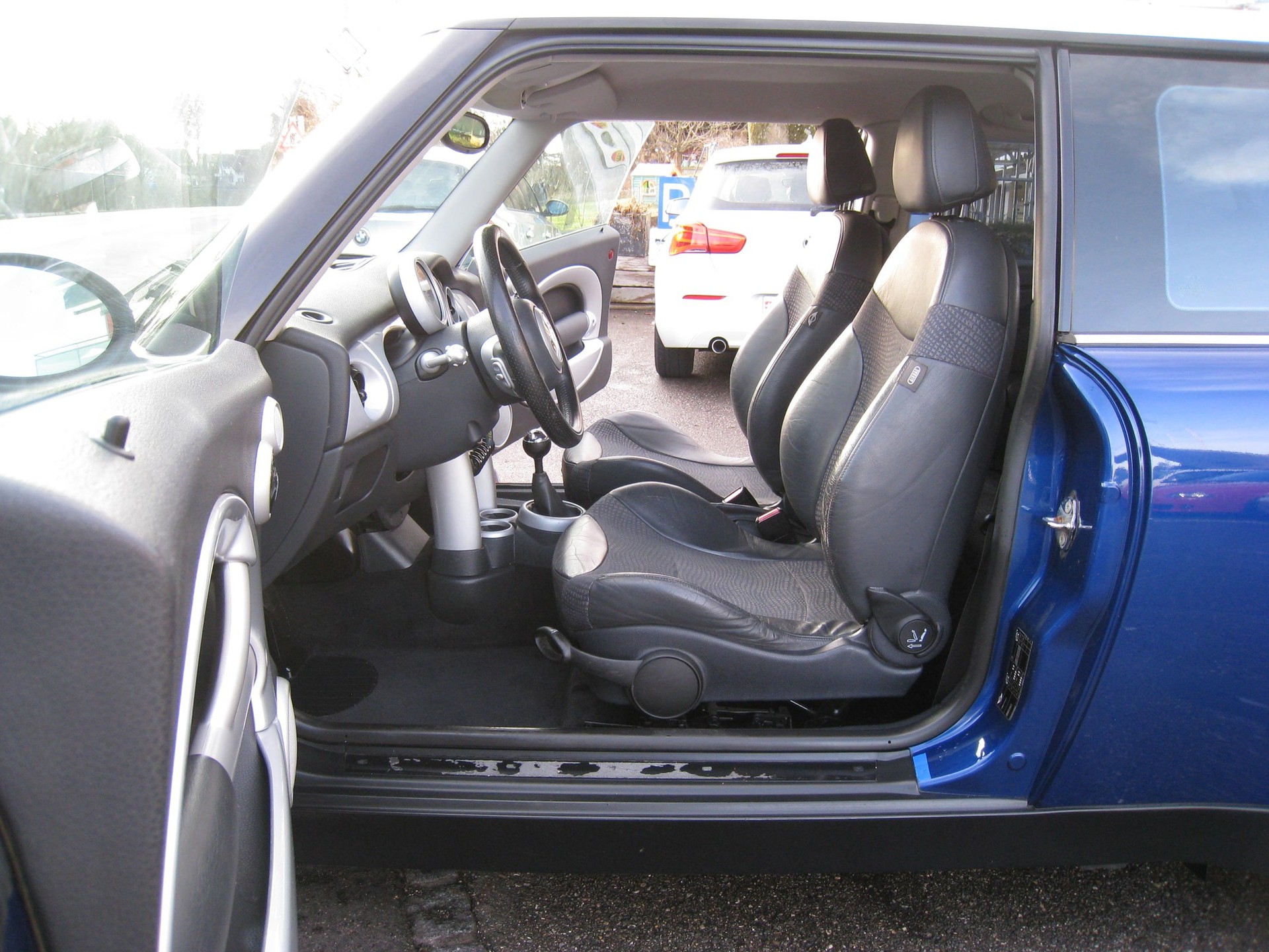 MINI Cooper-image-9