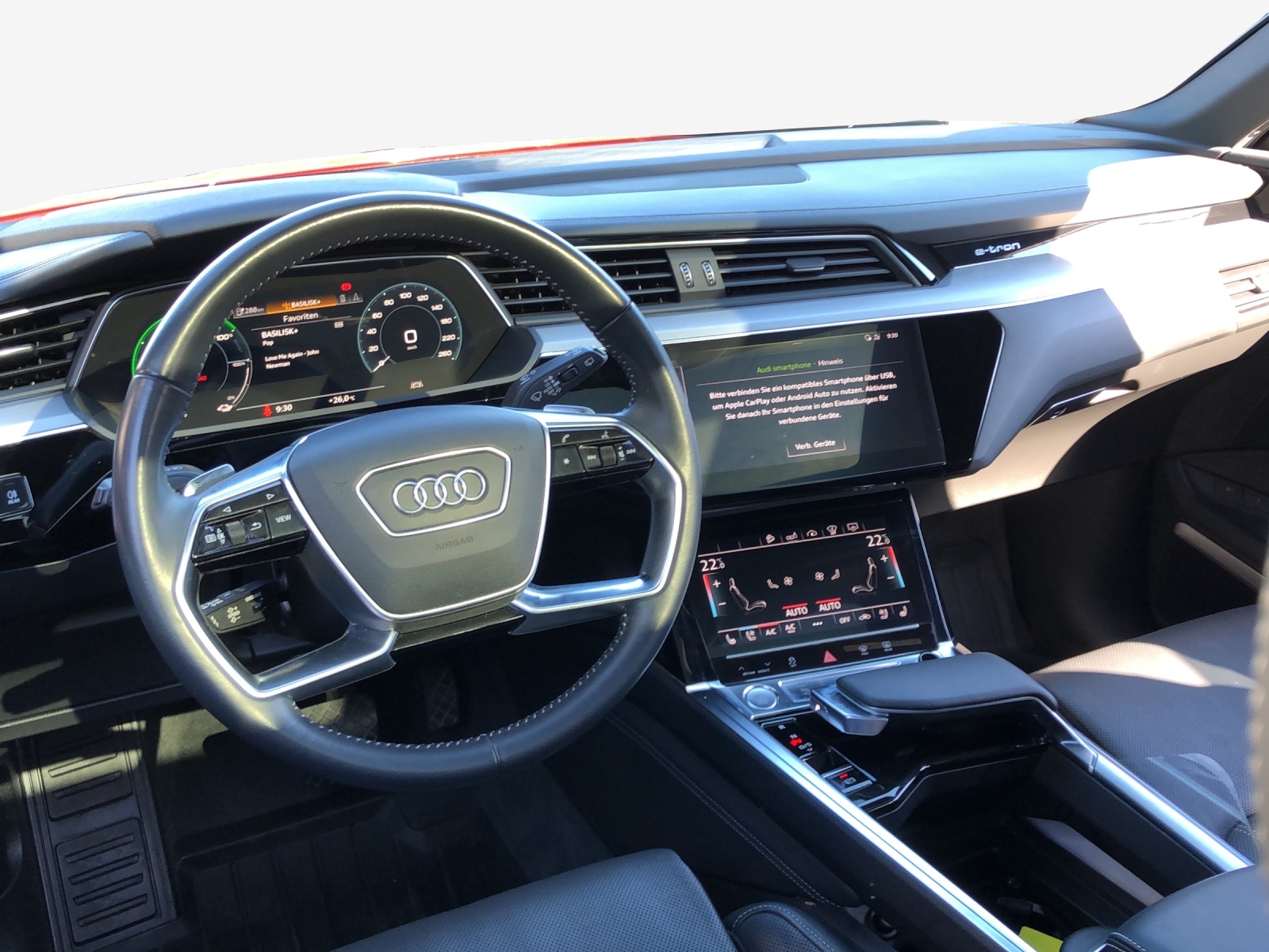 AUDI e-tron 55 Advanced quattro-image-9