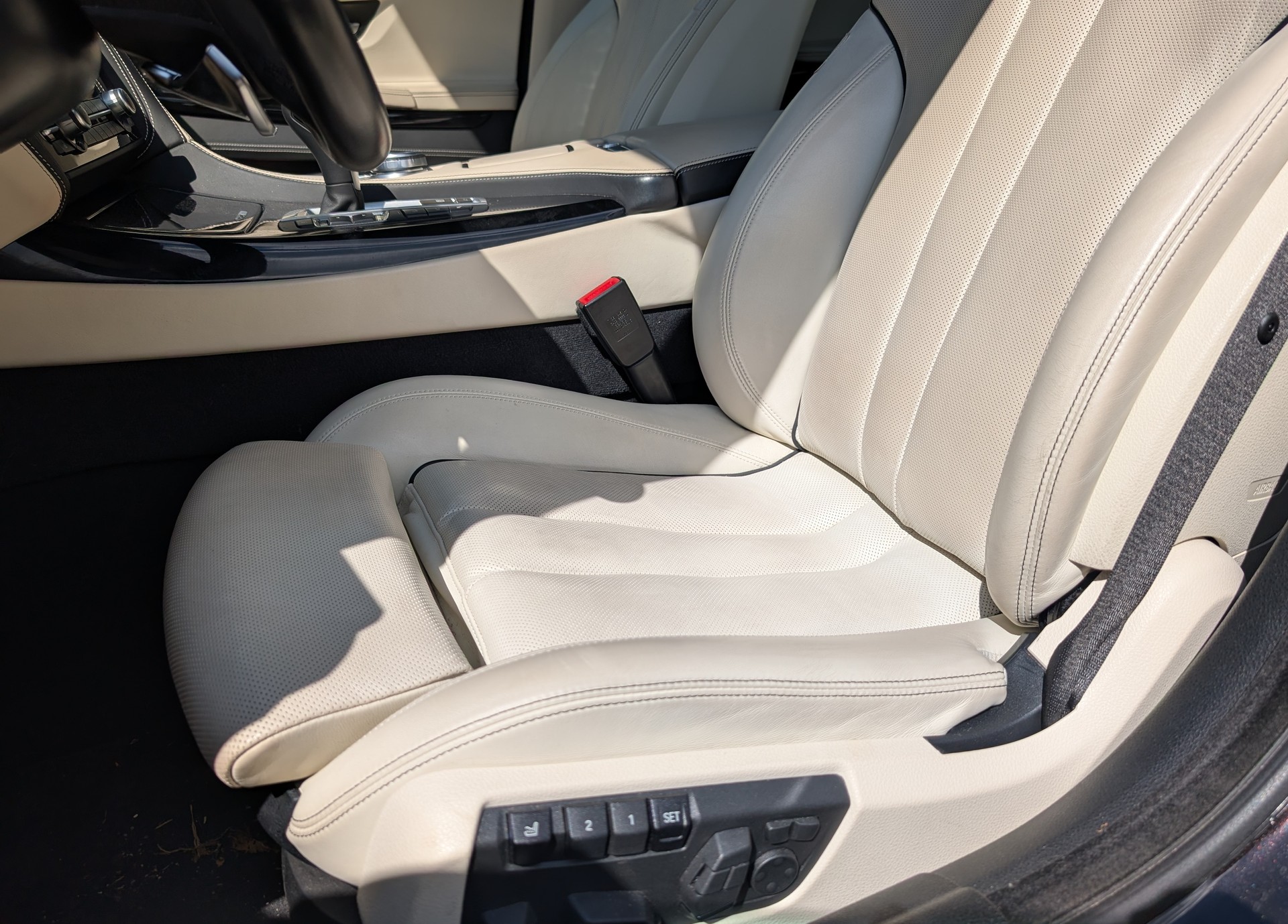 BMW 640i Gran Coupé xDrive "Individual"-image-4