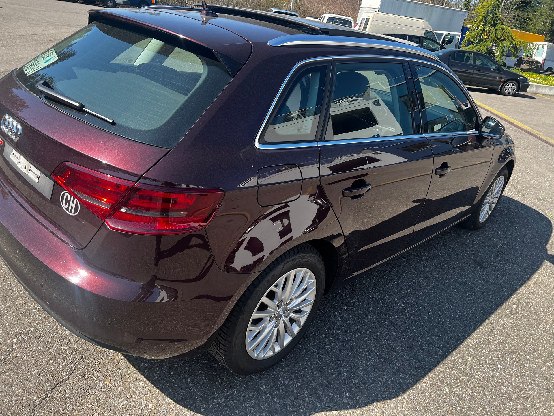 AUDI A3 Sportback 2.0 TDI Ambition-image-8