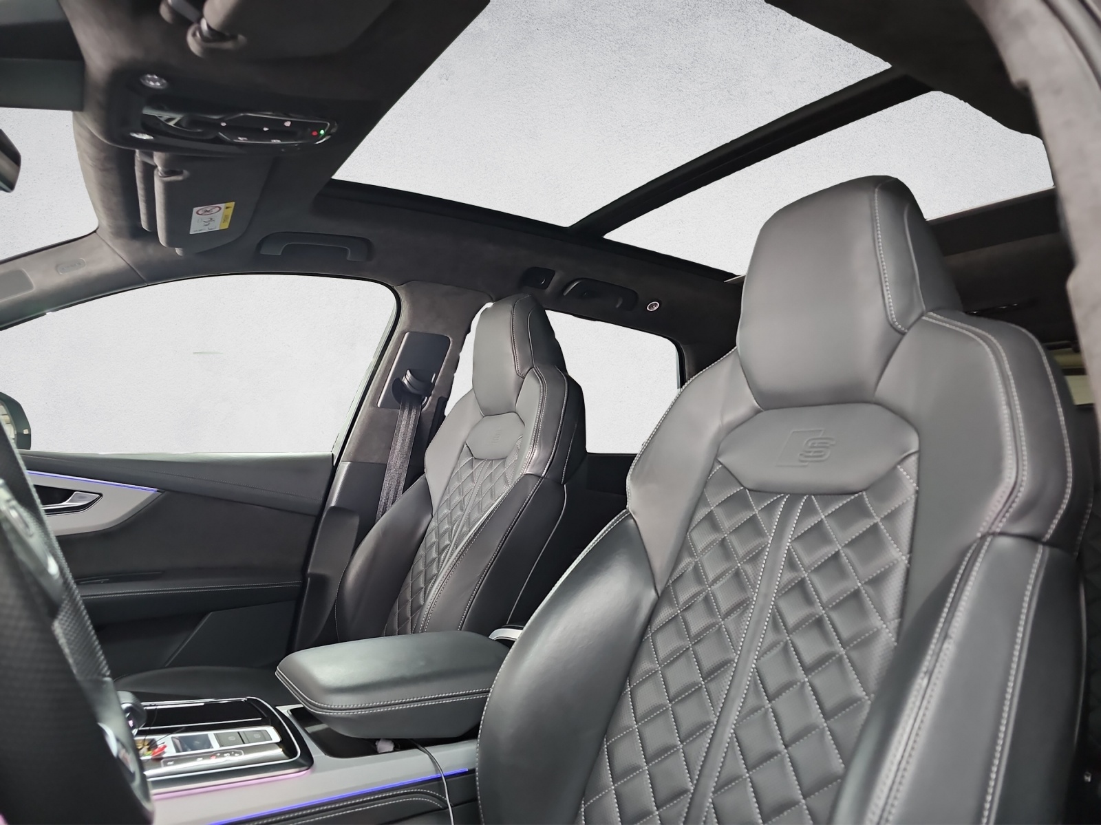 AUDI SQ7 TFSI quattro tiptronic-image-10