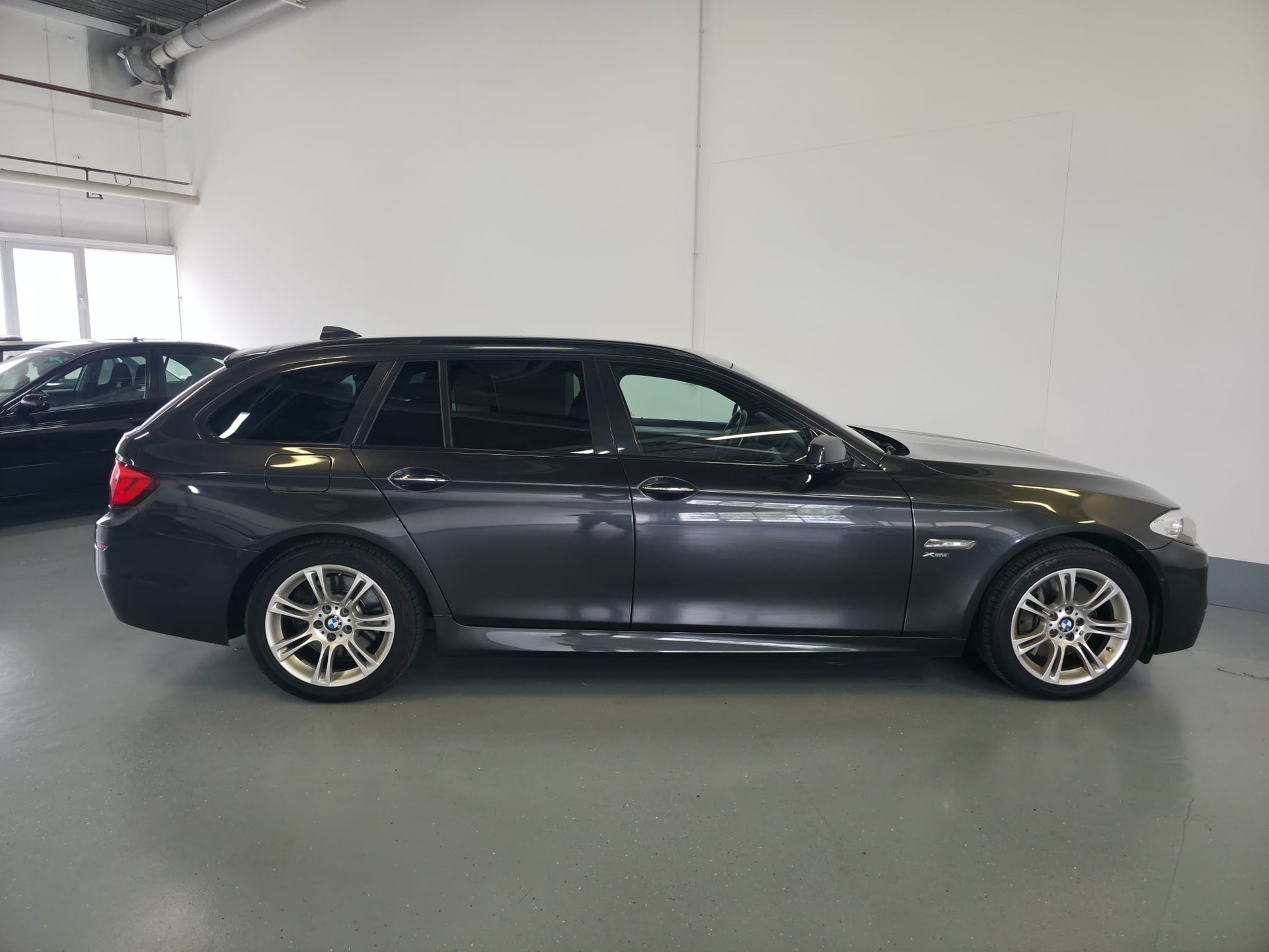 BMW 535i xDrive Touring Steptronic-image-7
