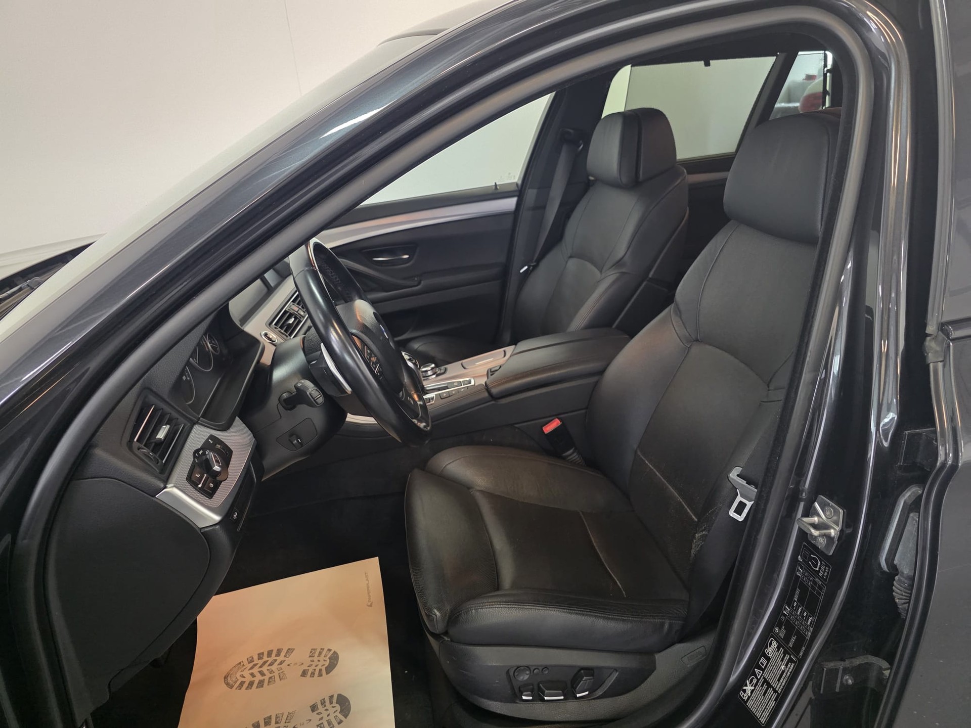 BMW 535i xDrive Touring Steptronic-image-20